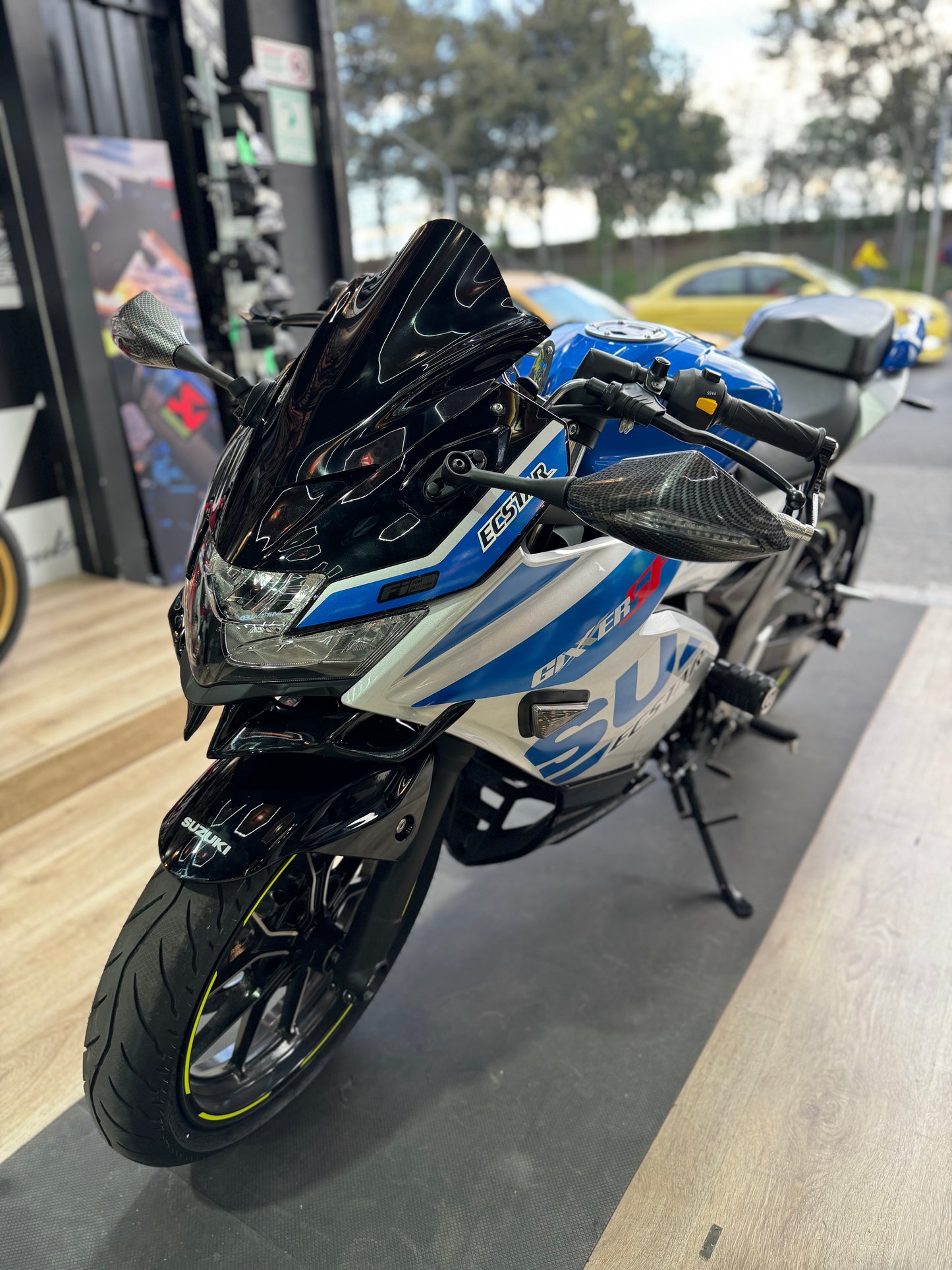 ESPEJOS CON DIRECCIONALES SUZUKI GIXXER 150SF - 250SF