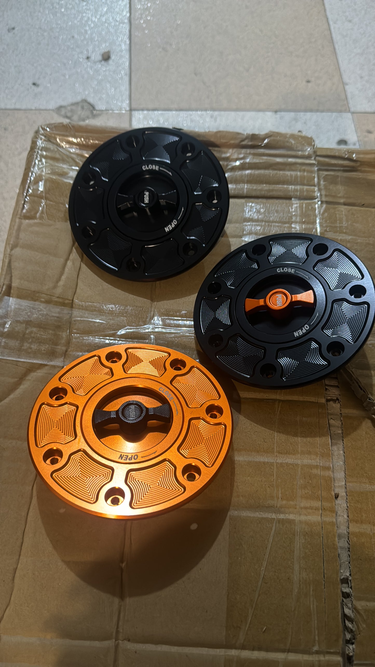 TAPA DEPOSITO GASOLINA KTM