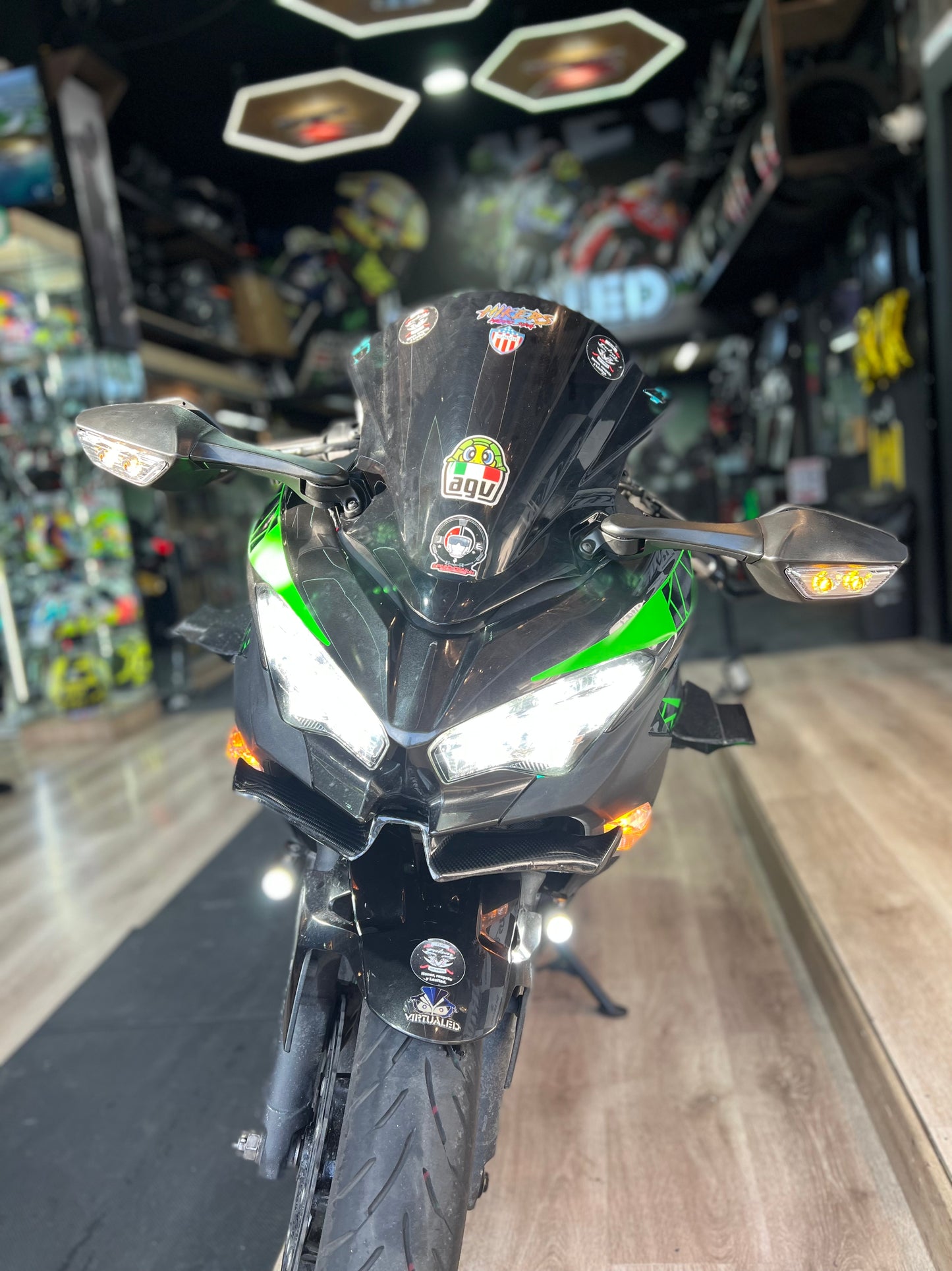 ESPEJOS CON DIRECCIONALES KAWASAKI NINJA400