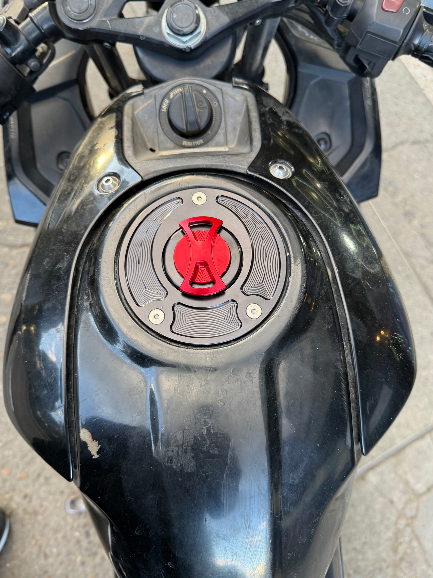 TAPA DEPOSITO GASOLINA SUZUKI
