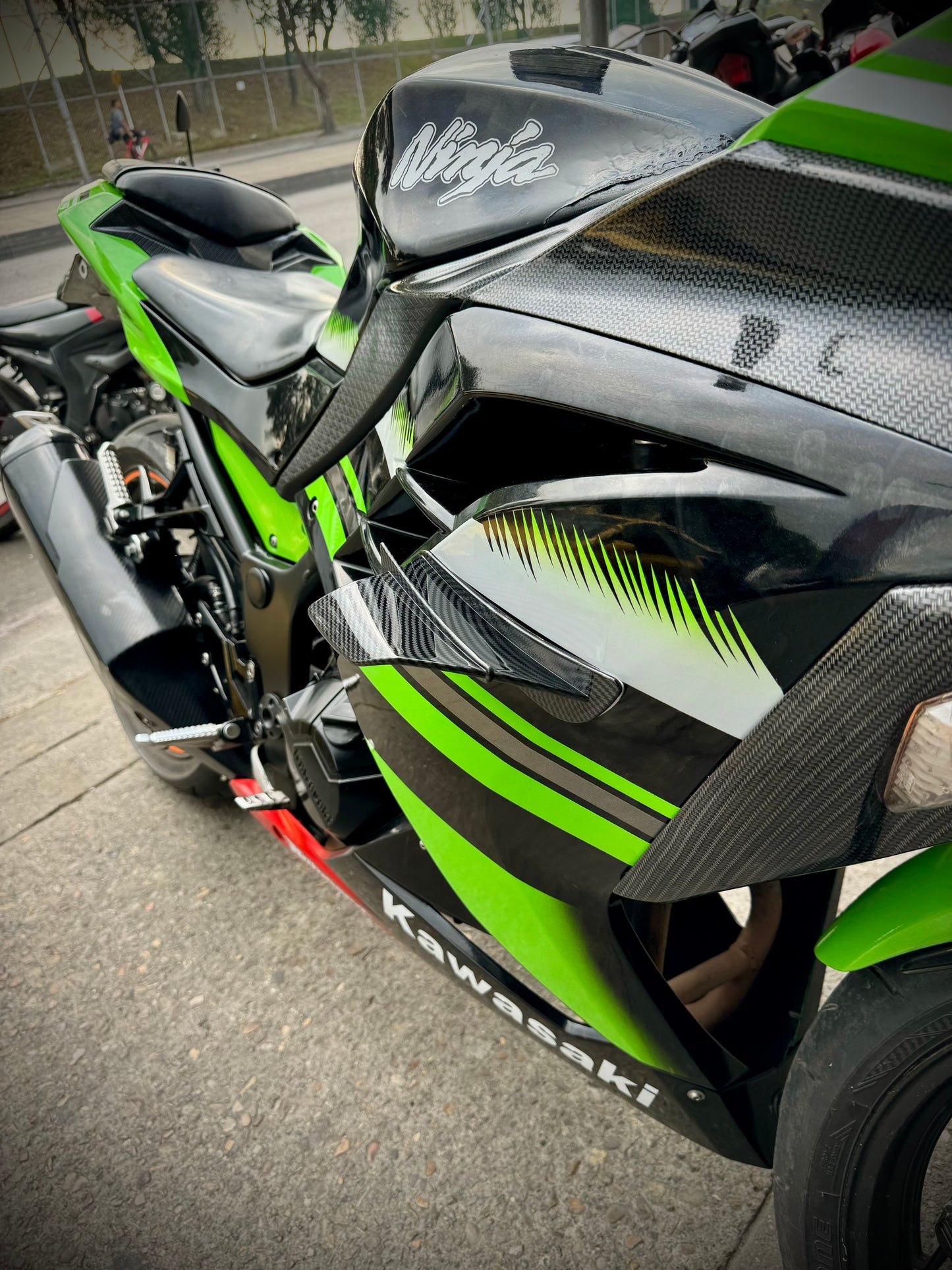 ALERONES CARBON KAWASAKI NINJA300