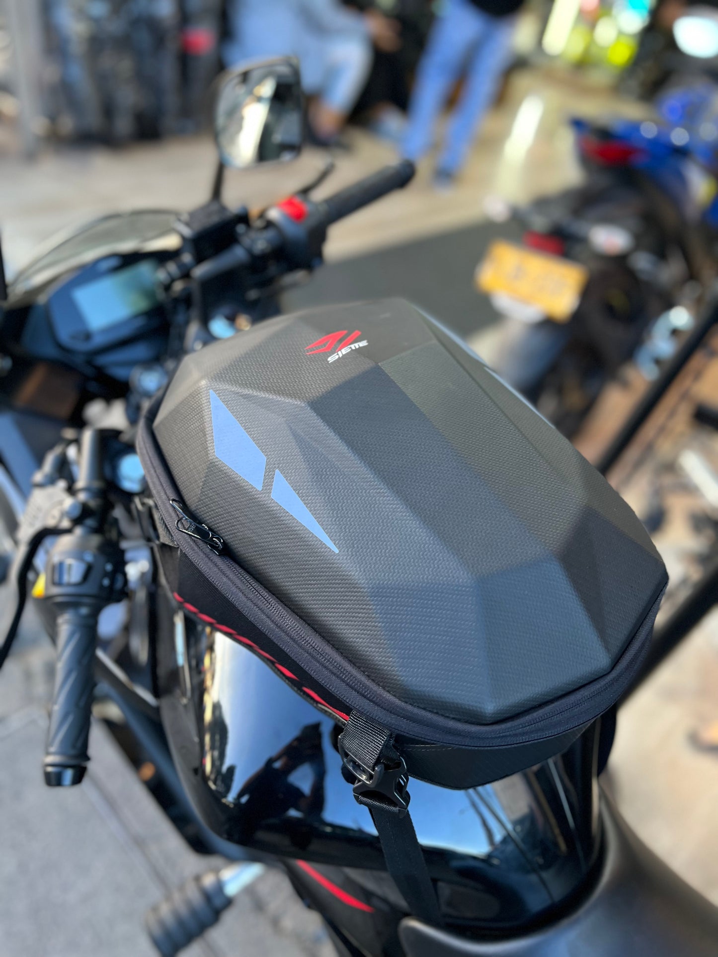TANK BAG RIGIDO SUZUKI GIXXER