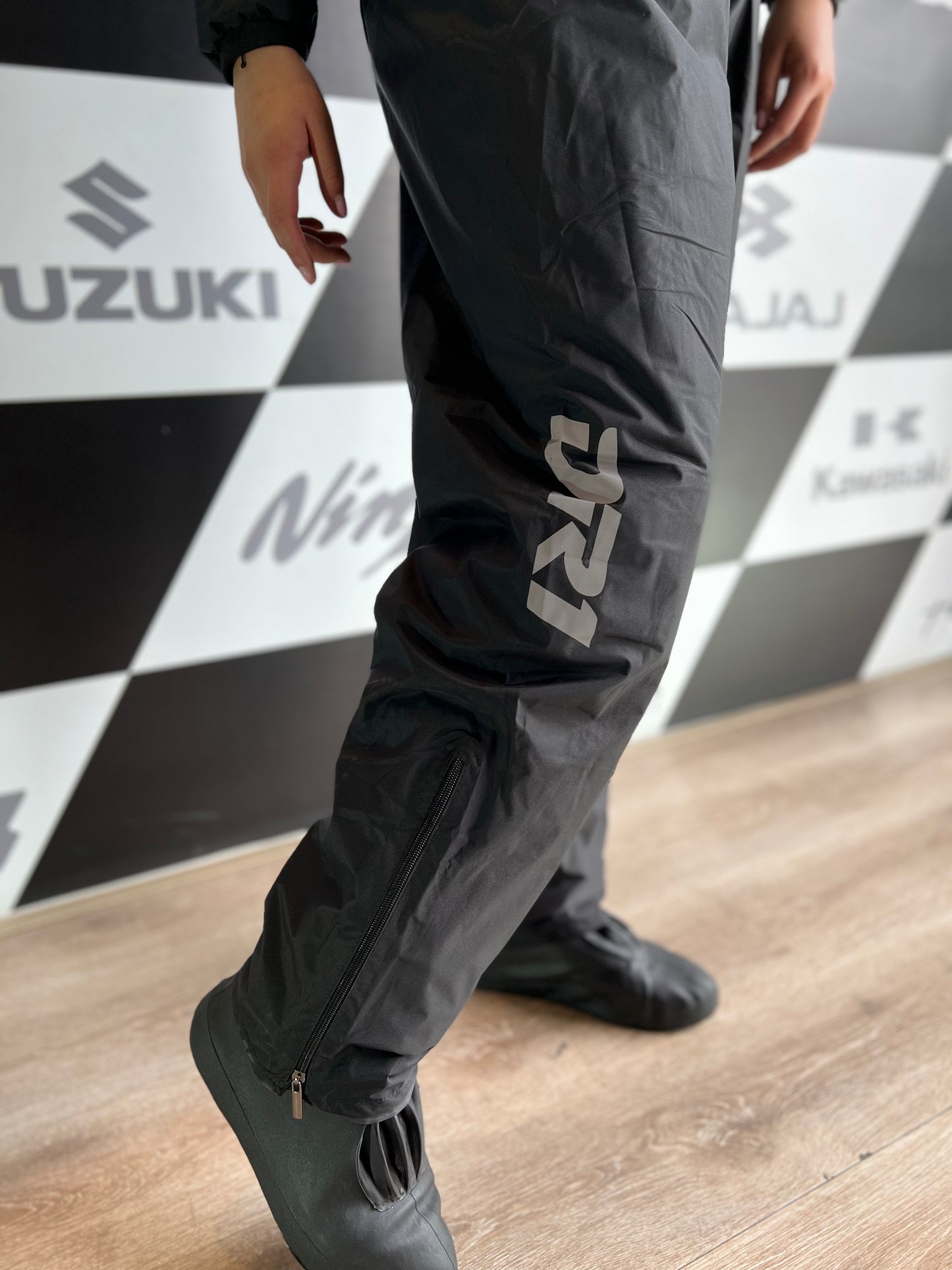 IMPERMEABLE DR1 STREET