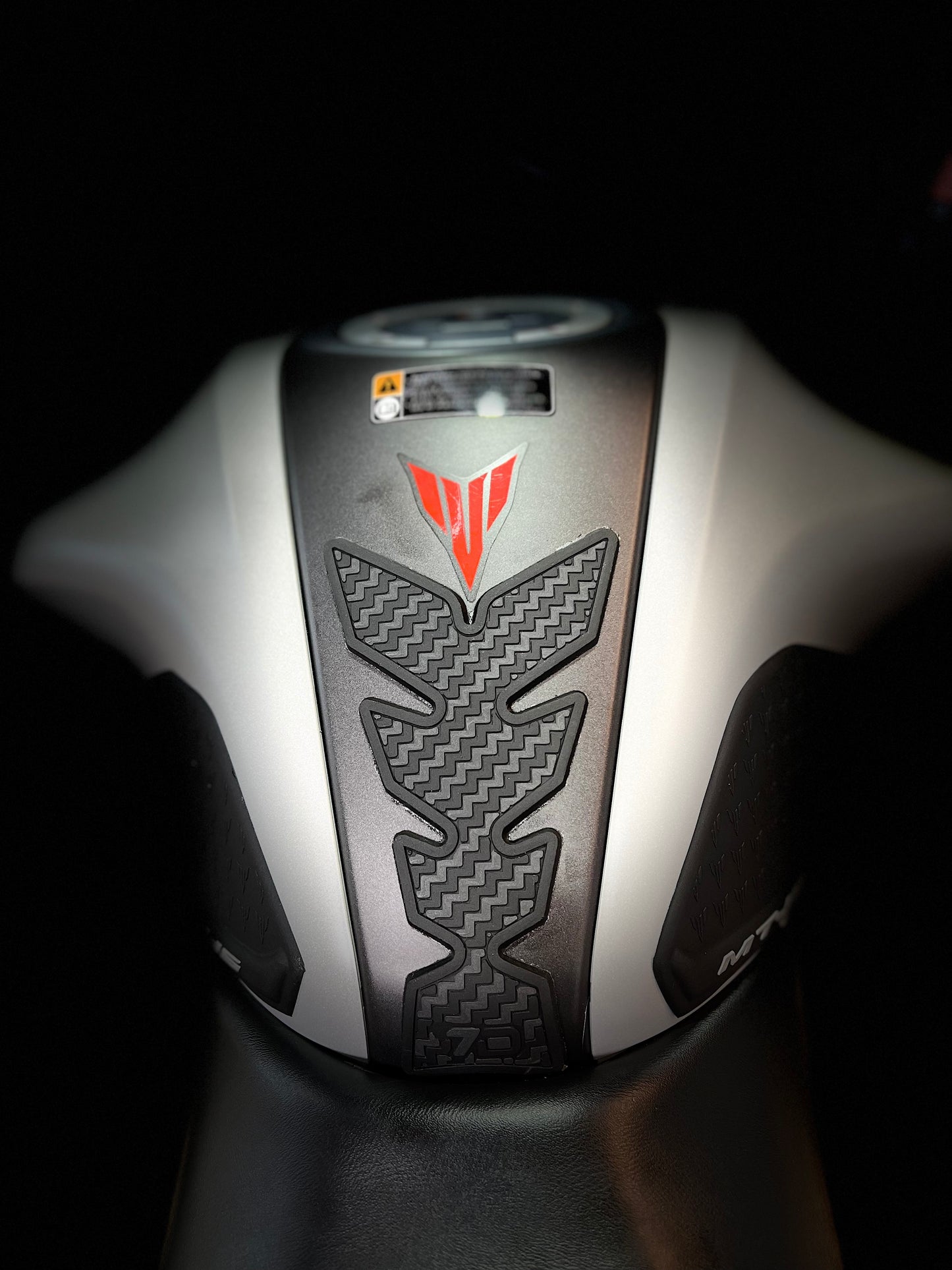 STOMP GRIPS 7D YAMAHA MT15
