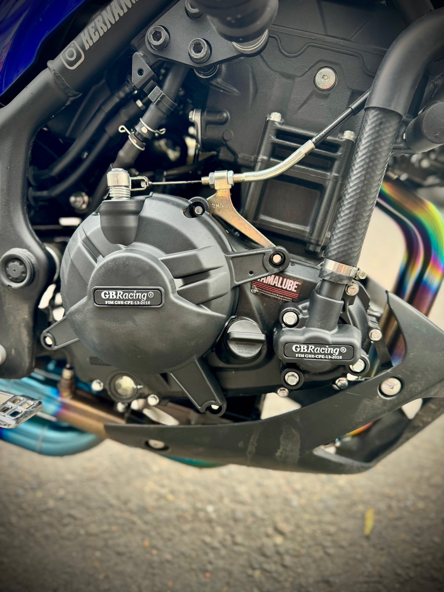 SLIDERS CUBIERTA DE MOTOR YAMAHA R3-M03