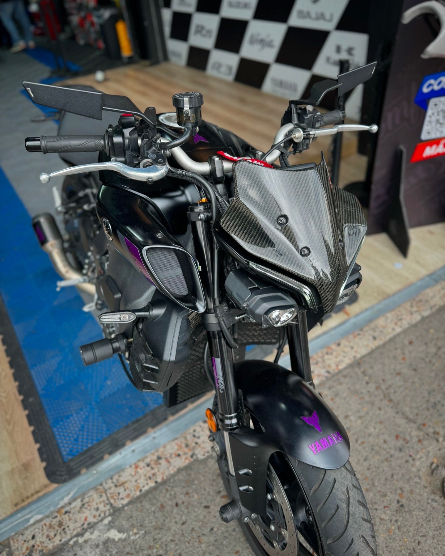 ESPEJOS ALERON NAKED