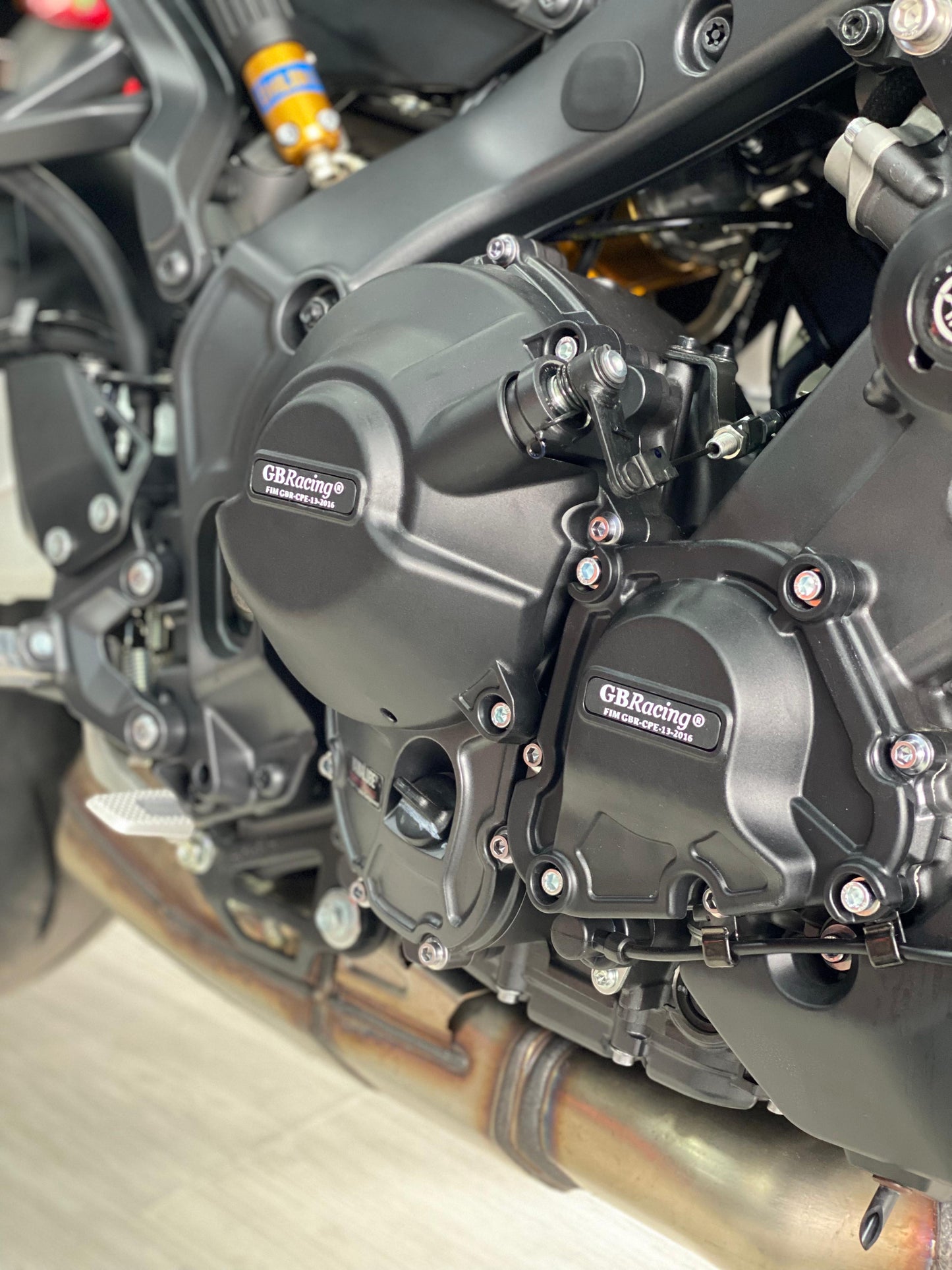 SLIDERS CUBIERTA DE MOTOR YAMAHA MT09 V3- V4