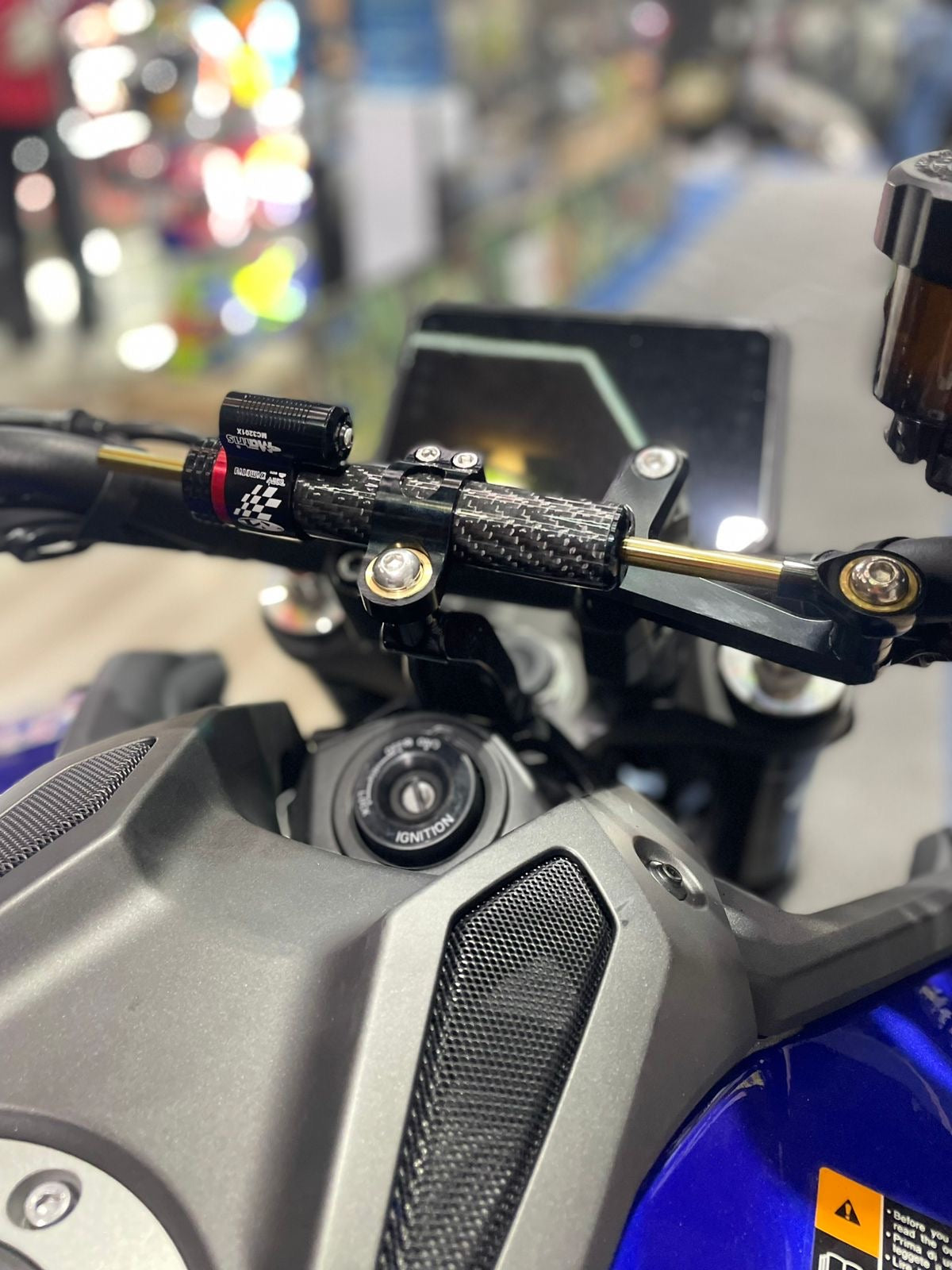 ESTABILIZADOR DE DIRECCION MANUBRIO YAMAHA MT09 V4