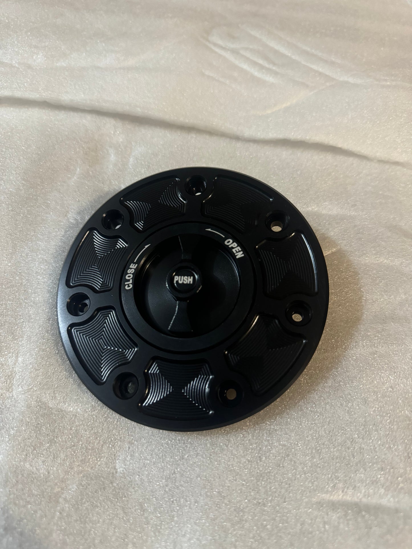 TAPA DEPOSITO GASOLINA KTM
