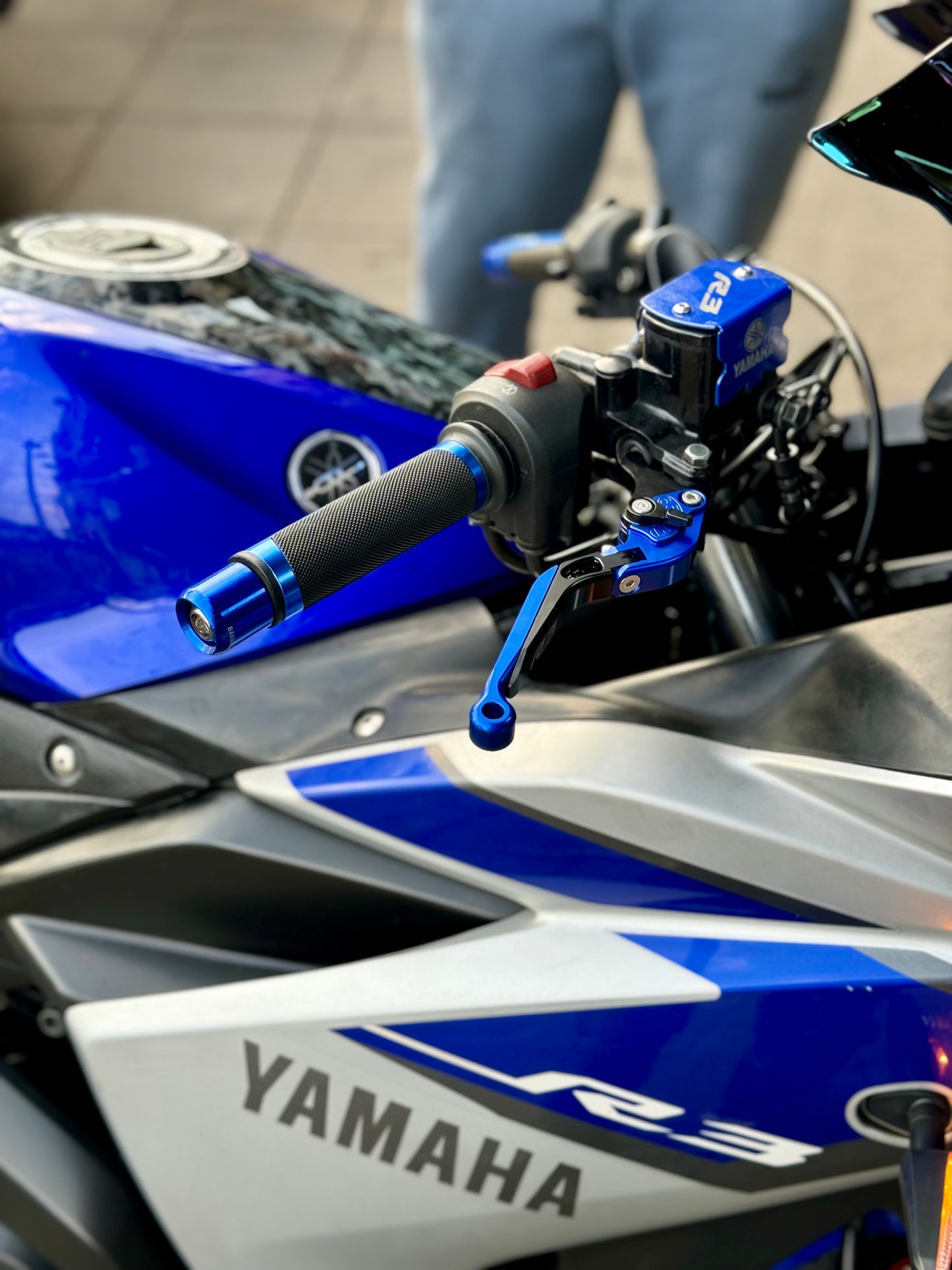 MANIGUETAS ABATIBLES YAMAHA R3