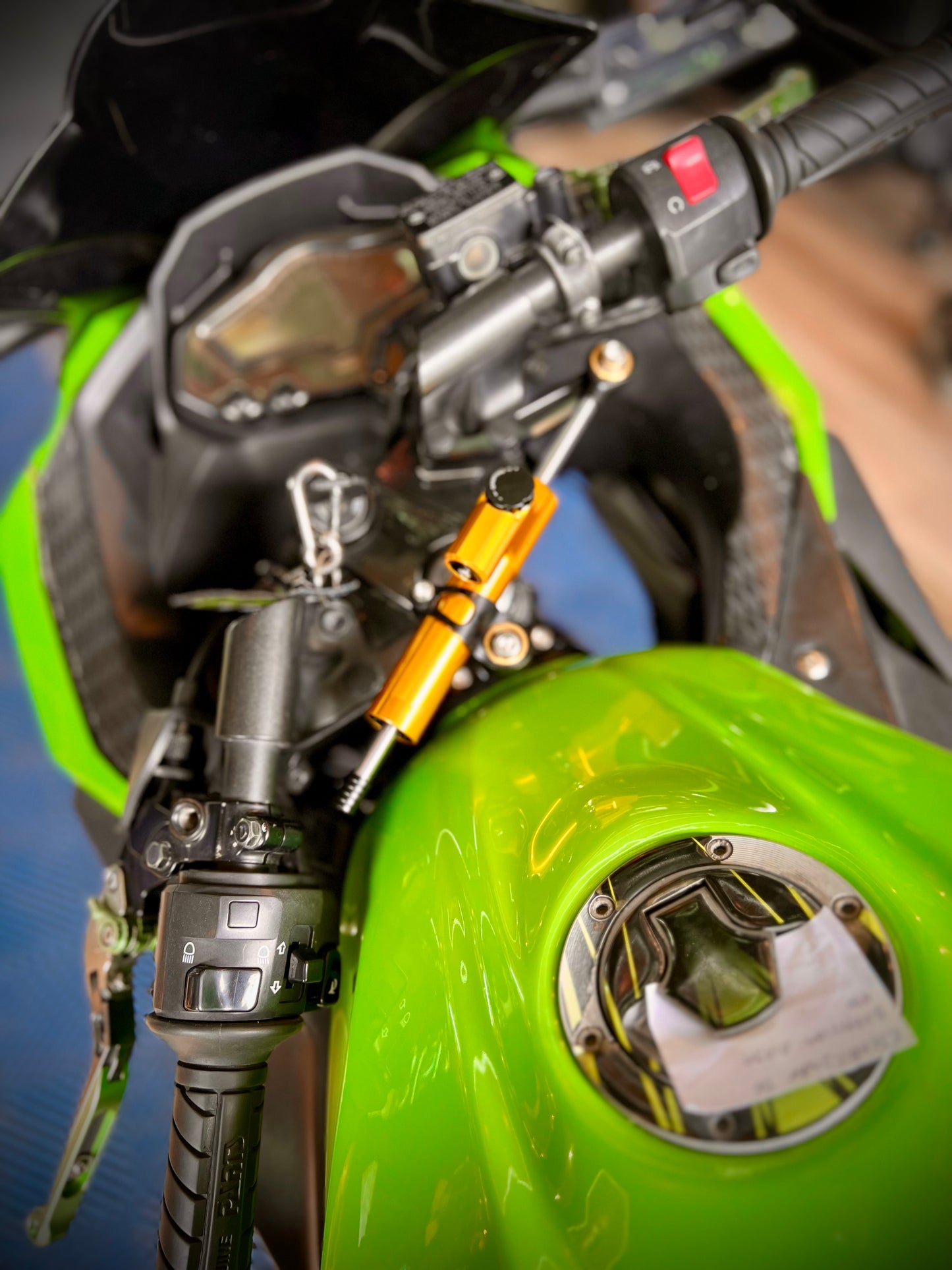 ESTABILIZADOR DE DIRECCIÓN KAWASAKI NINJA300