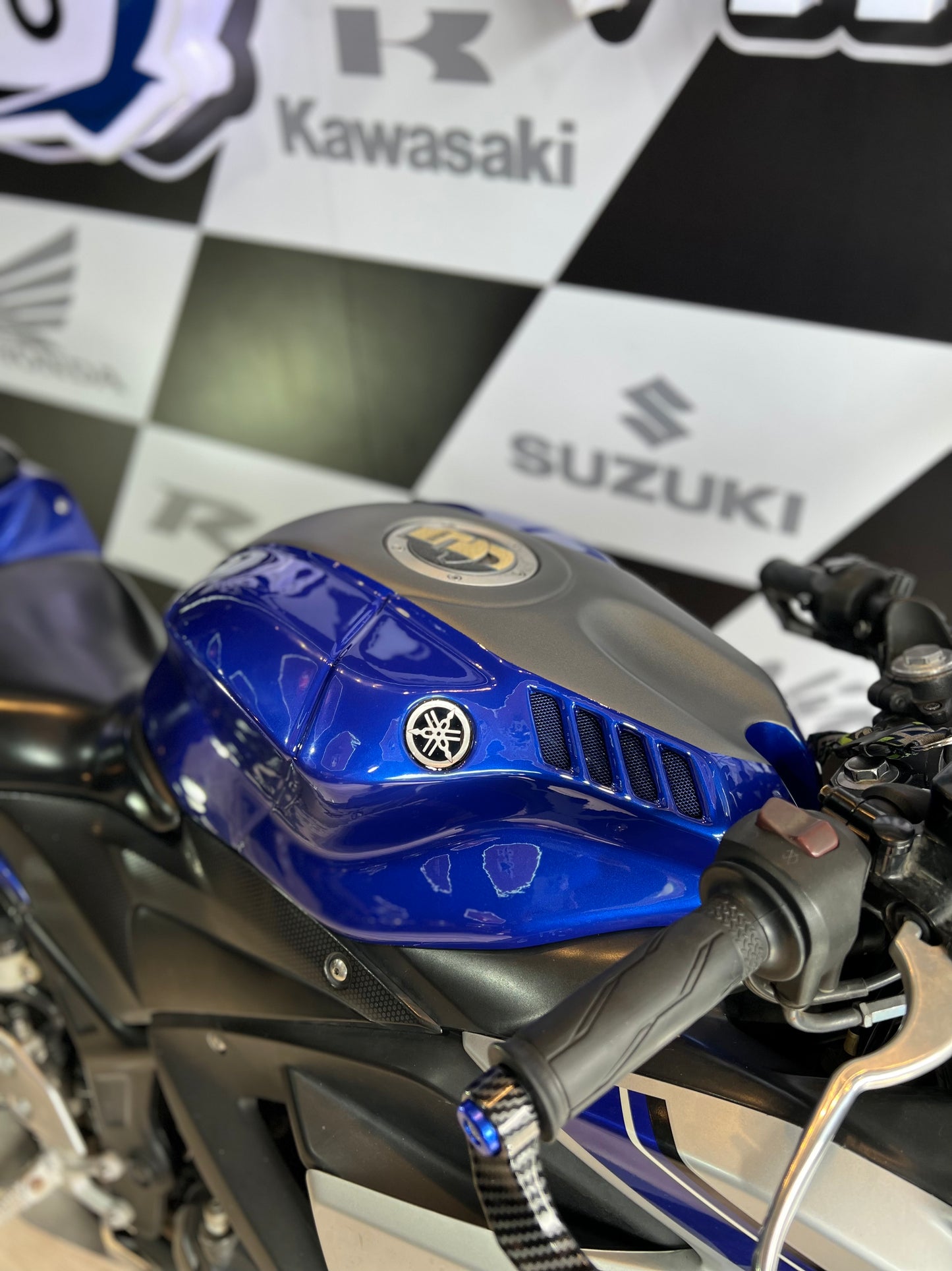 TANQUE COVER YAMAHA R3