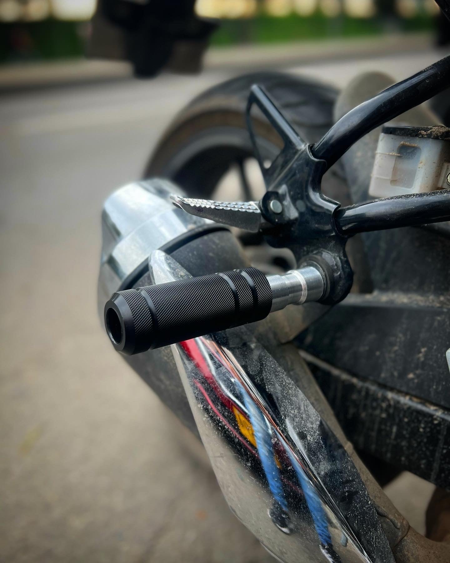 SLIDERS DE EXOSTO SUZUKI GIXXER