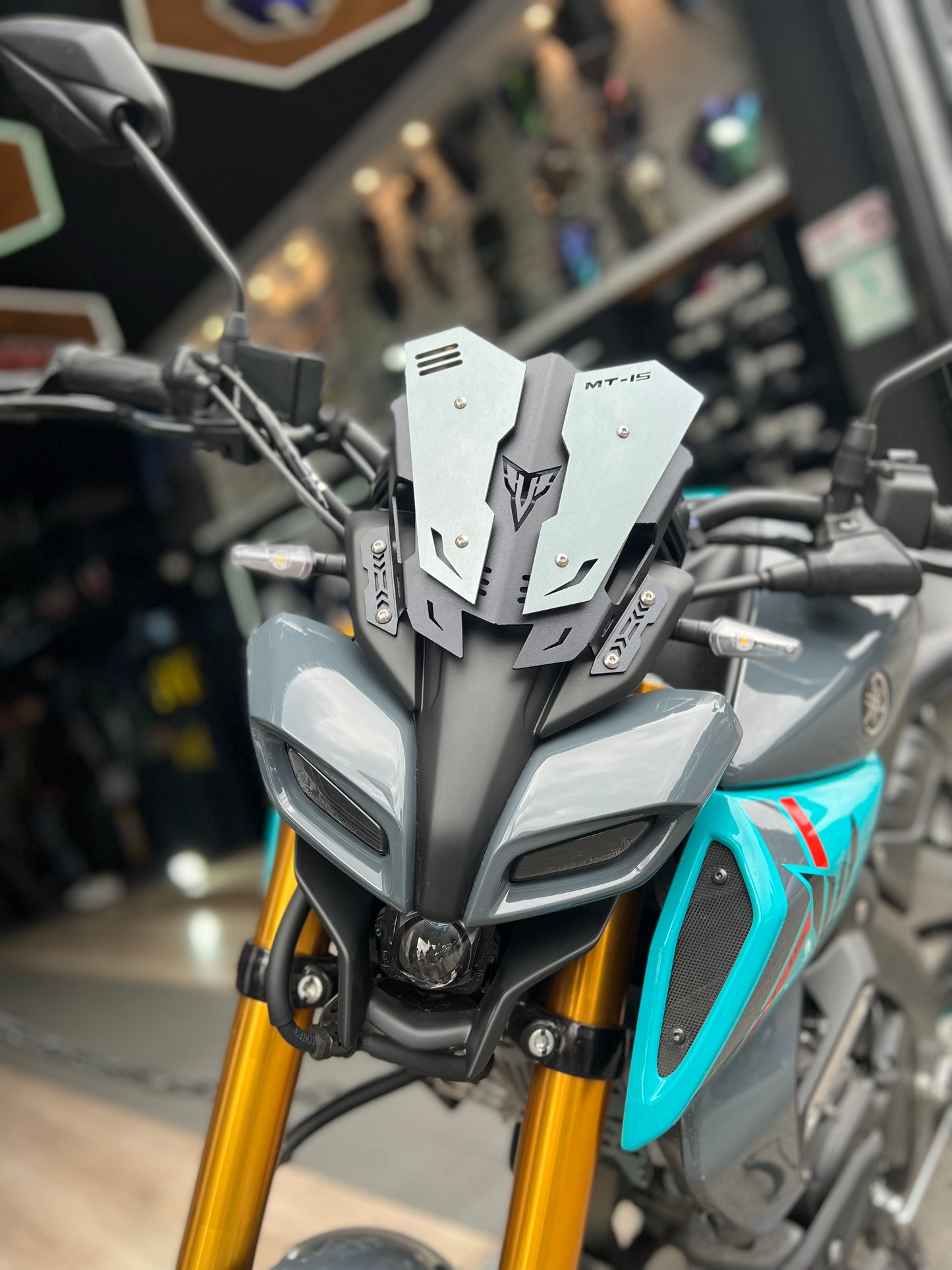CÚPULA METÁLICA YAMAHA MT15