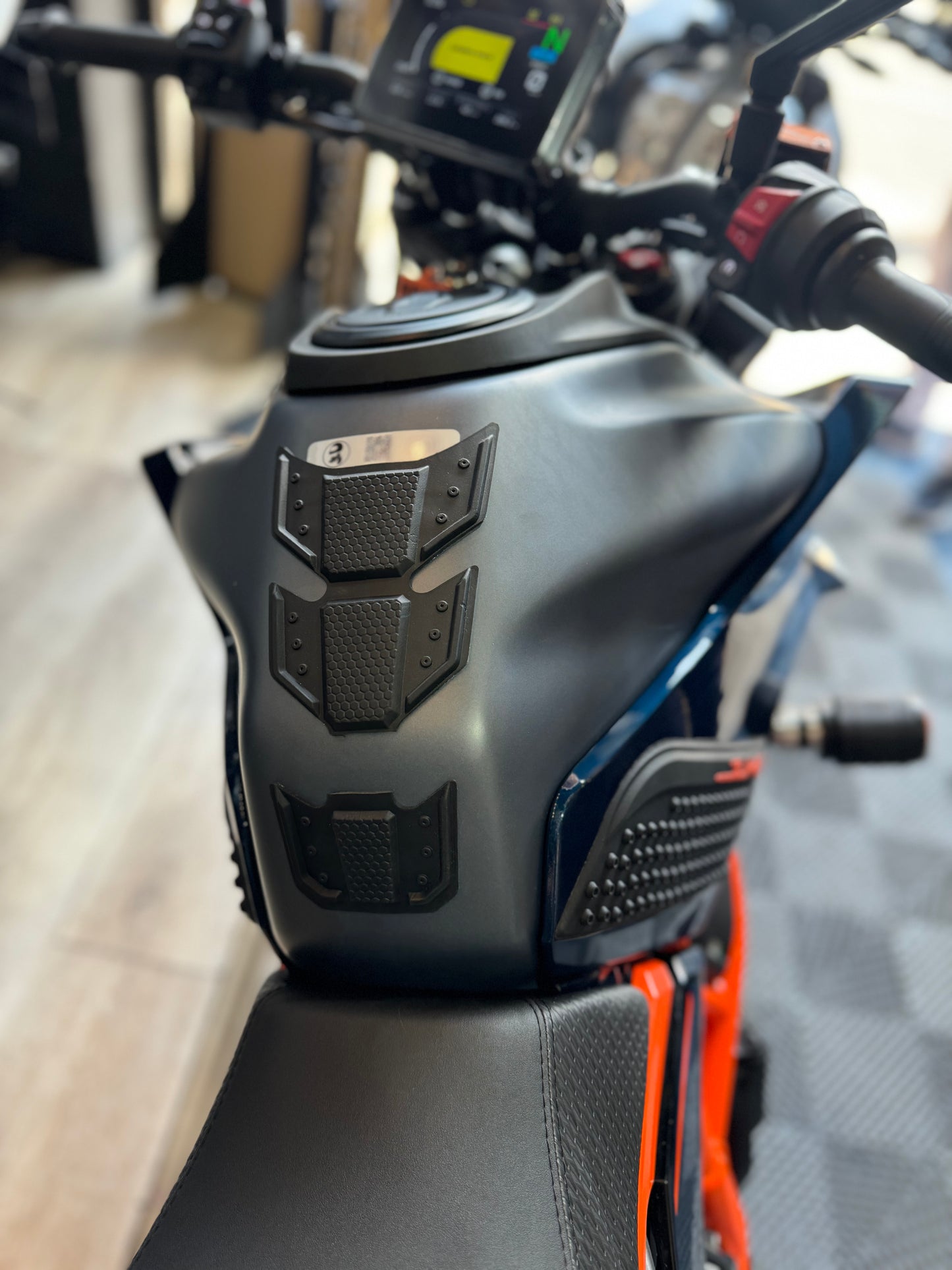 STOMP GRIPS 7D KTM DUKE250-290 TERCERA GENERACIÓN