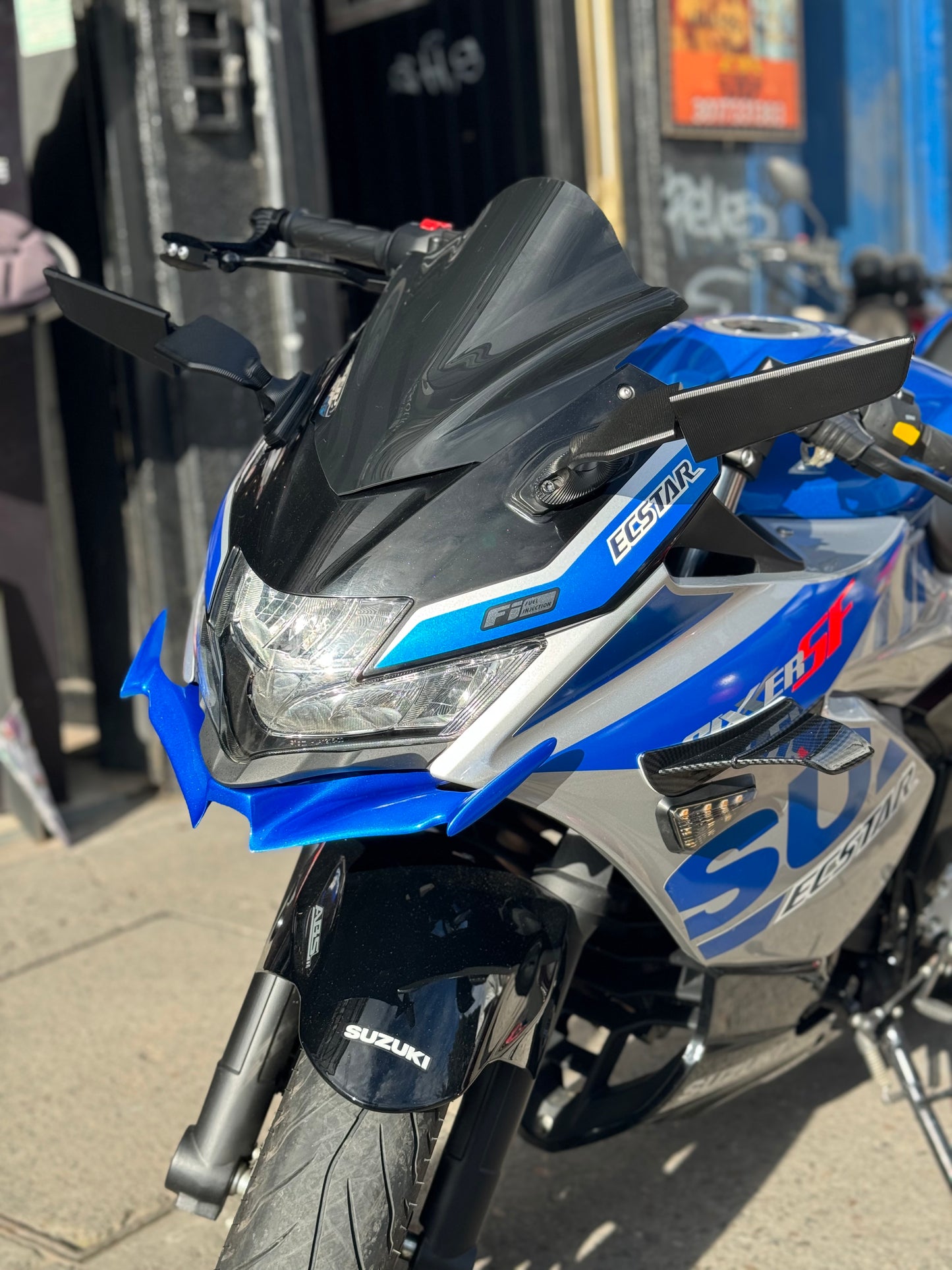 ALERONES LATERALES SUZUKI GIXXER 150SF-250SF