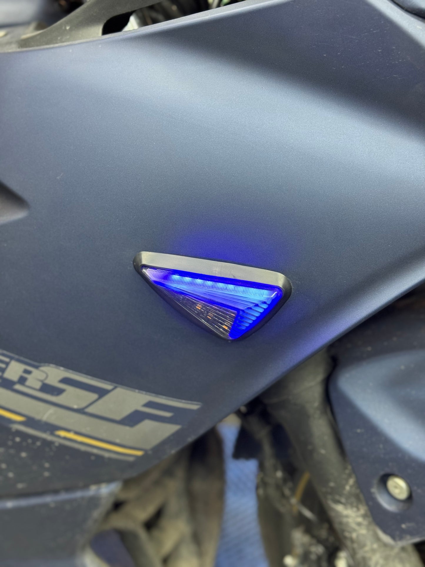 DIRECCIONALES LED NEON GIXXER 150- 250SF