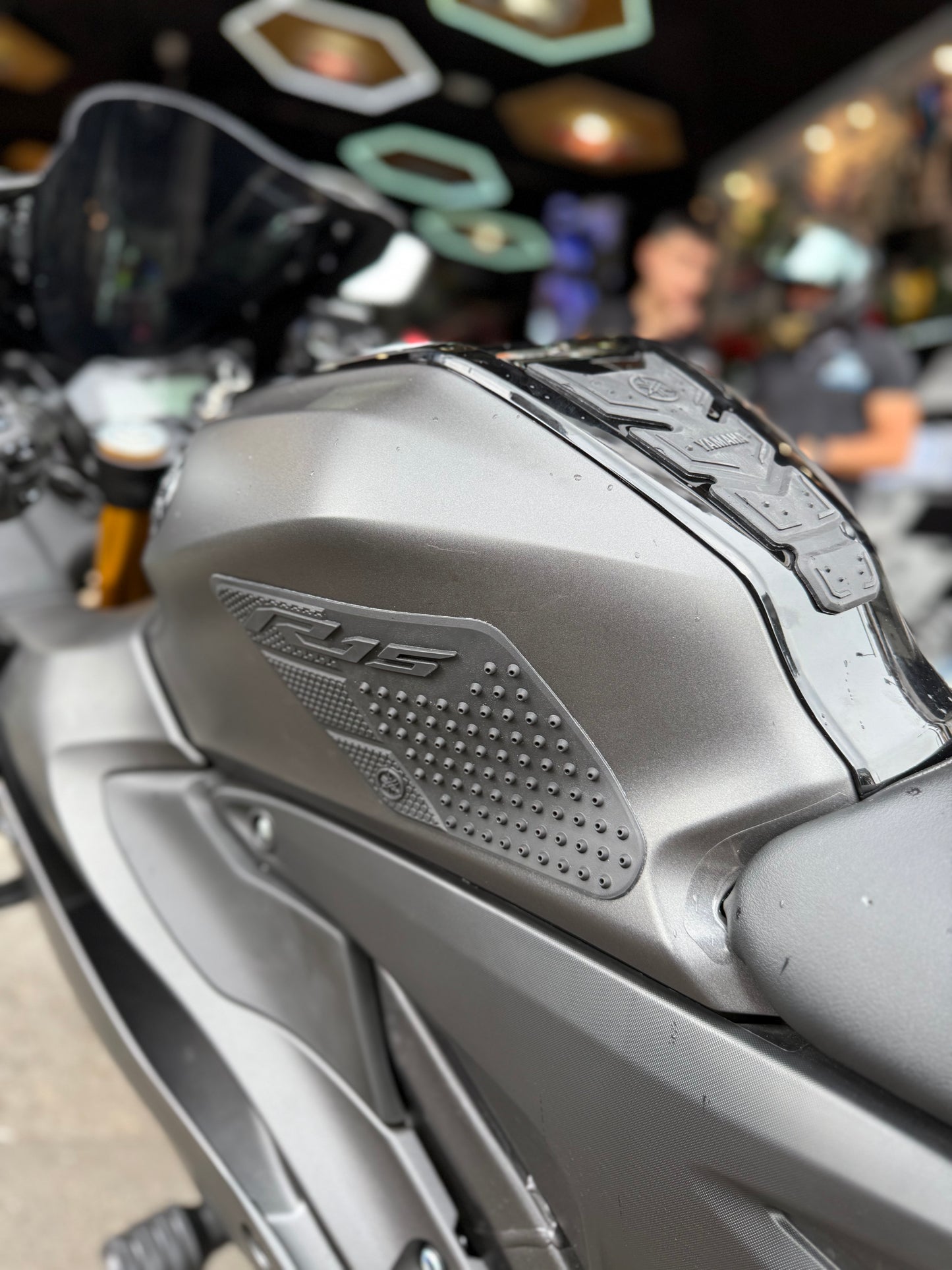 STOMP GRIPS 3D YAMAHA R15V4