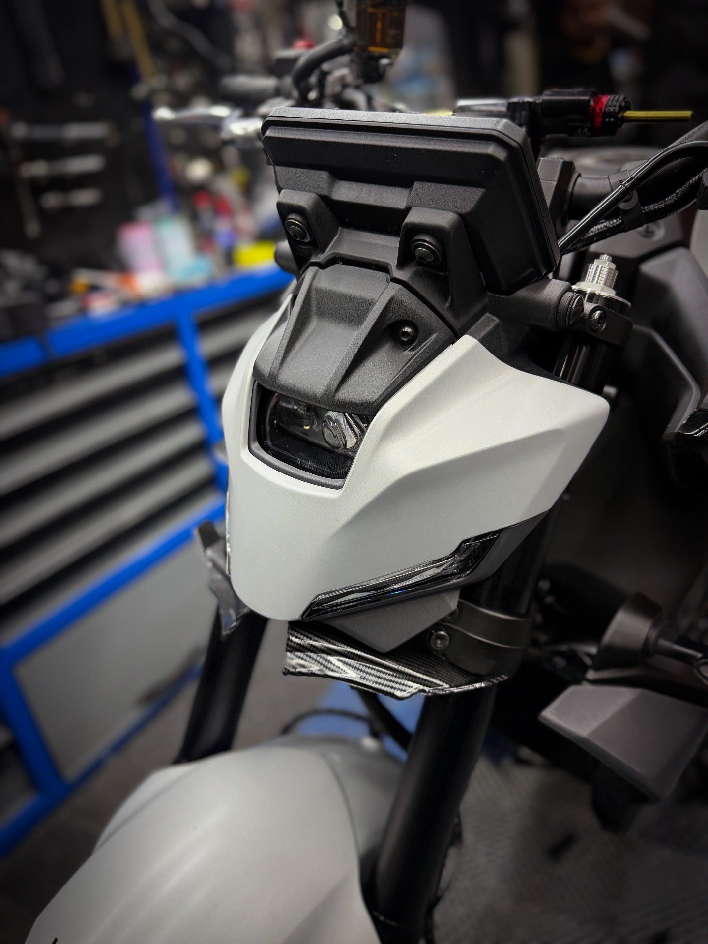 ALERON YAMAHA MT09 V4