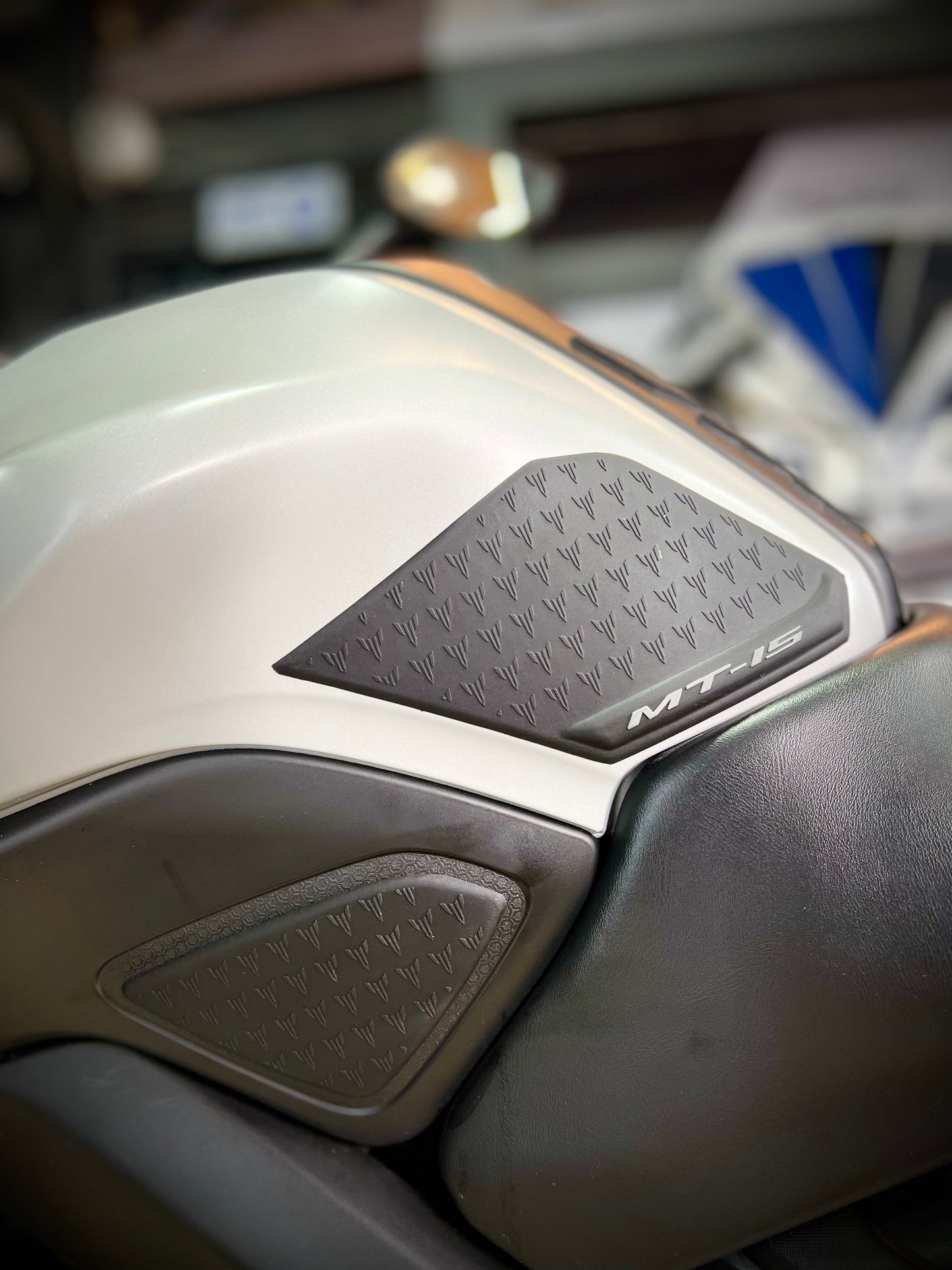 STOMP GRIPS 7D YAMAHA MT15