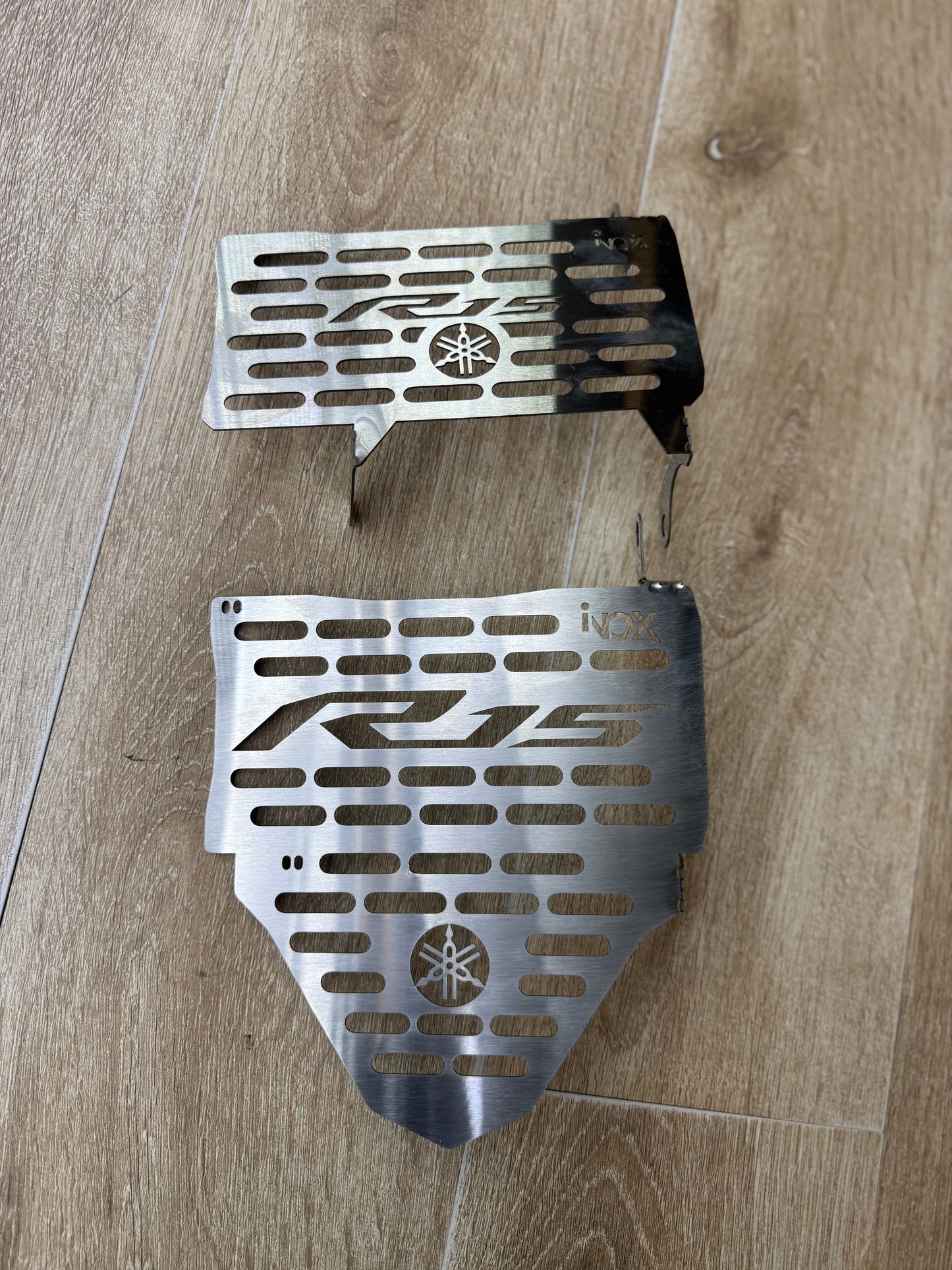 PROTECTOR DE RADIADOR YAMAHA R15V4