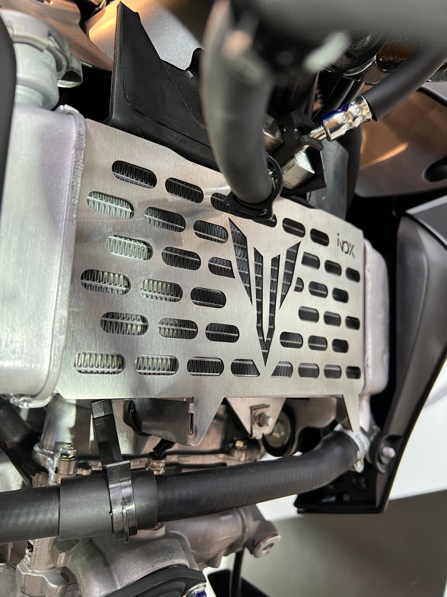 PROTECTOR DE RADIADOR YAMAHA MT15
