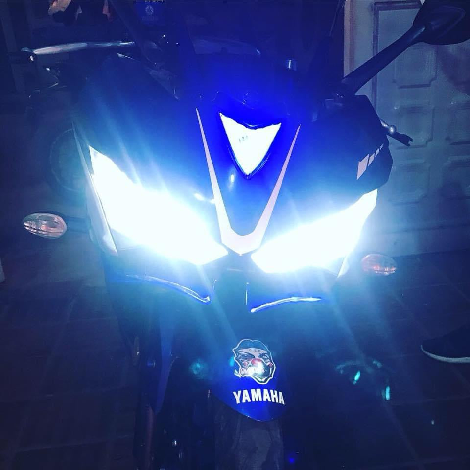 BOMBILLOS LED H7 YAMAHA R3