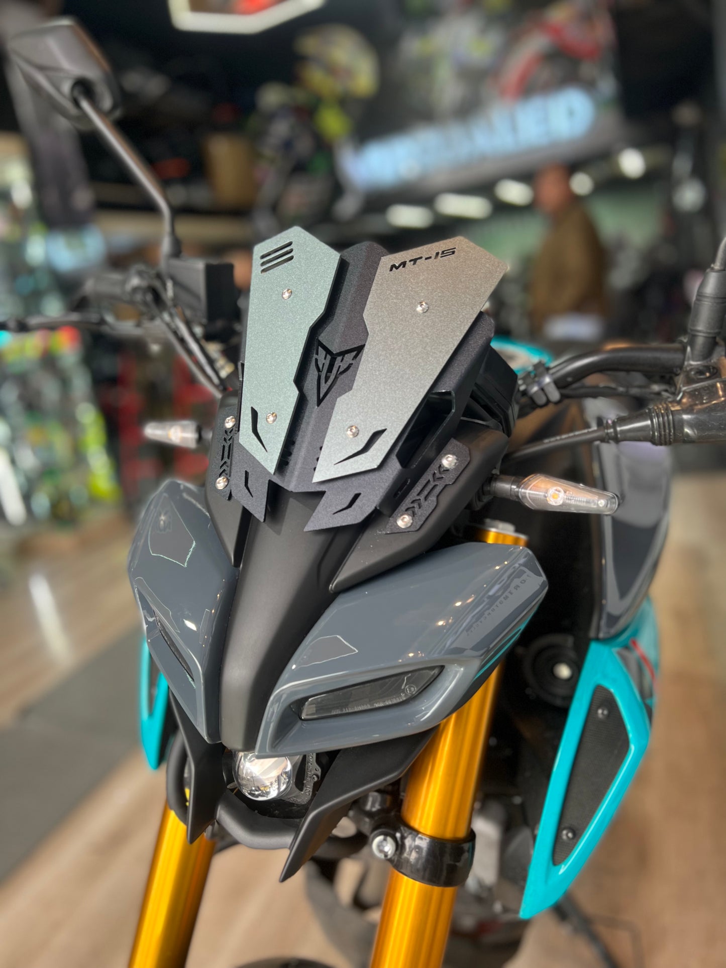 CÚPULA METÁLICA YAMAHA MT15
