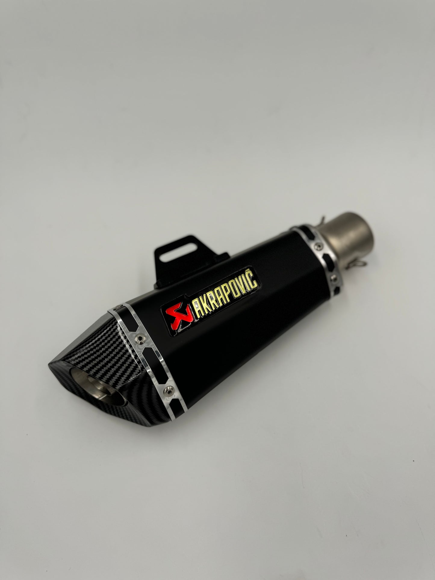 EXOSTO AKRAPOVIC CUADRADO