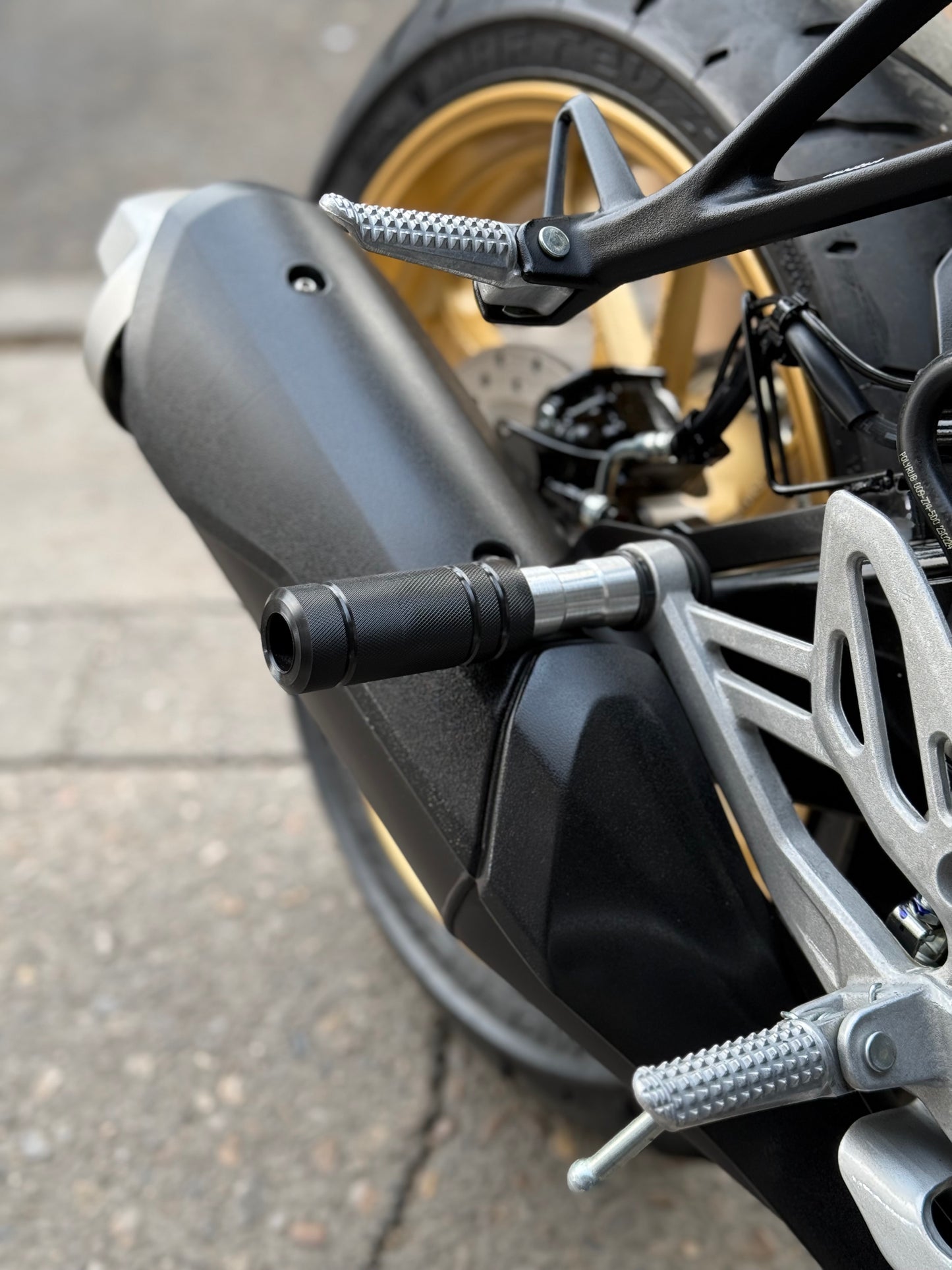 SLIDER DE EXOSTO YAMAHA R15V4