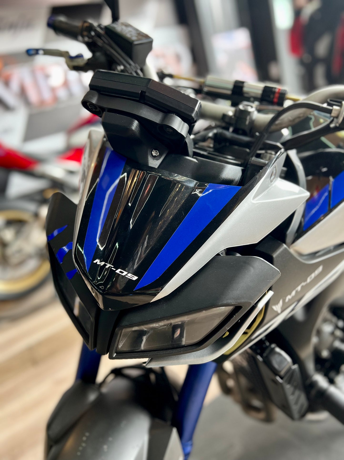 COVER FRONTAL YAMAHA MT09 V2