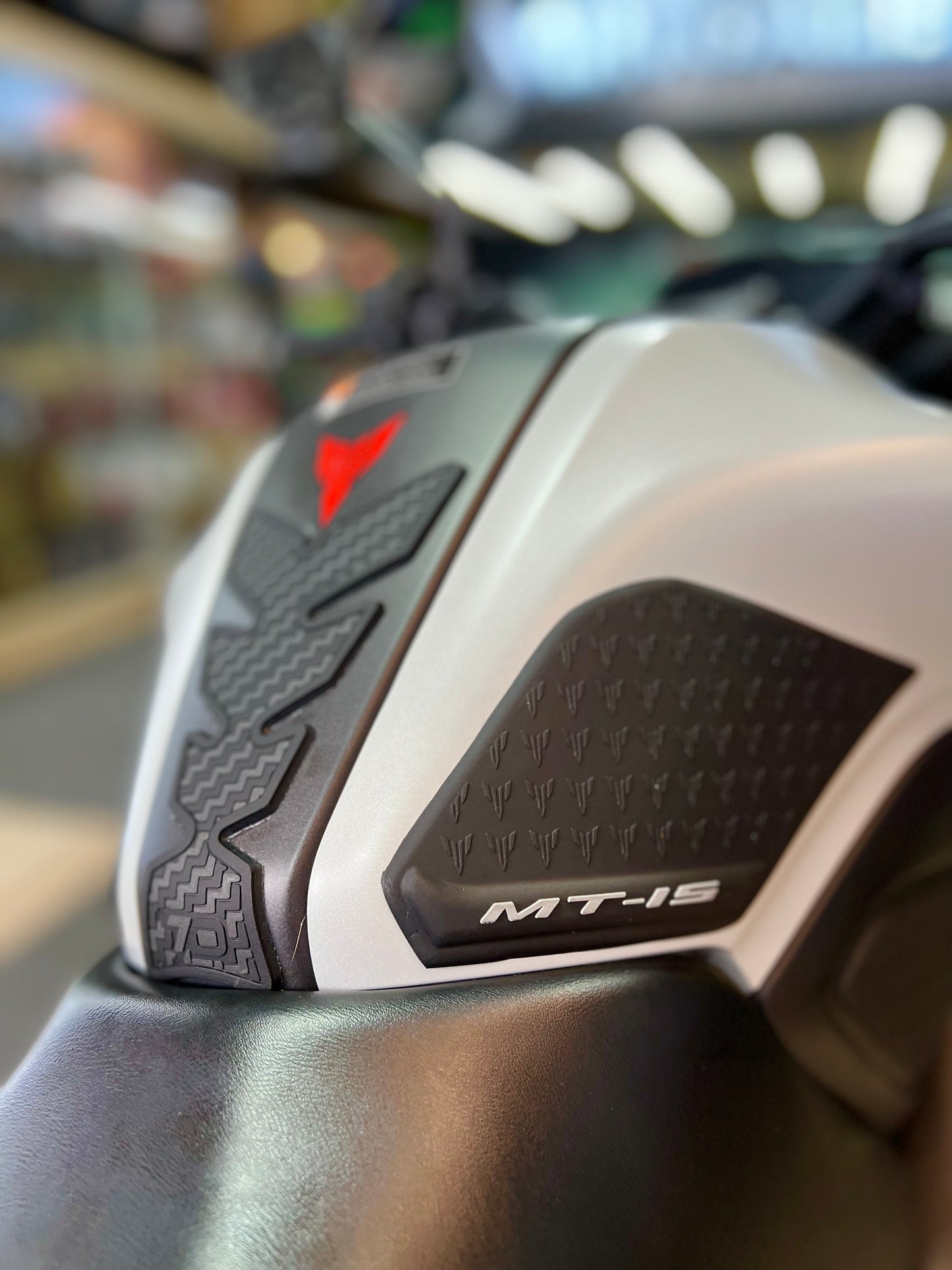 STOMP GRIPS 7D YAMAHA MT15