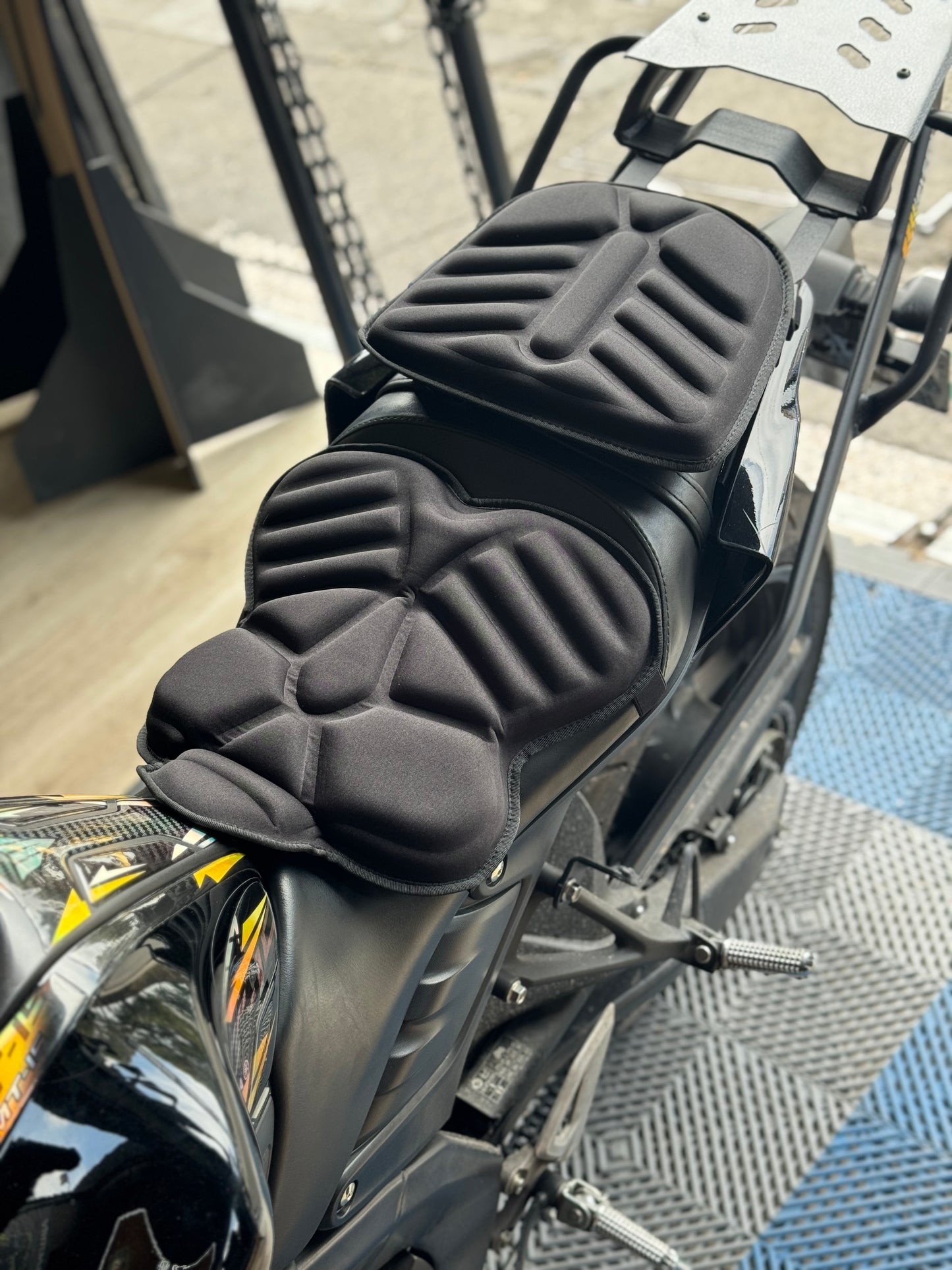COMFORT SEATS YAMAHA MT15