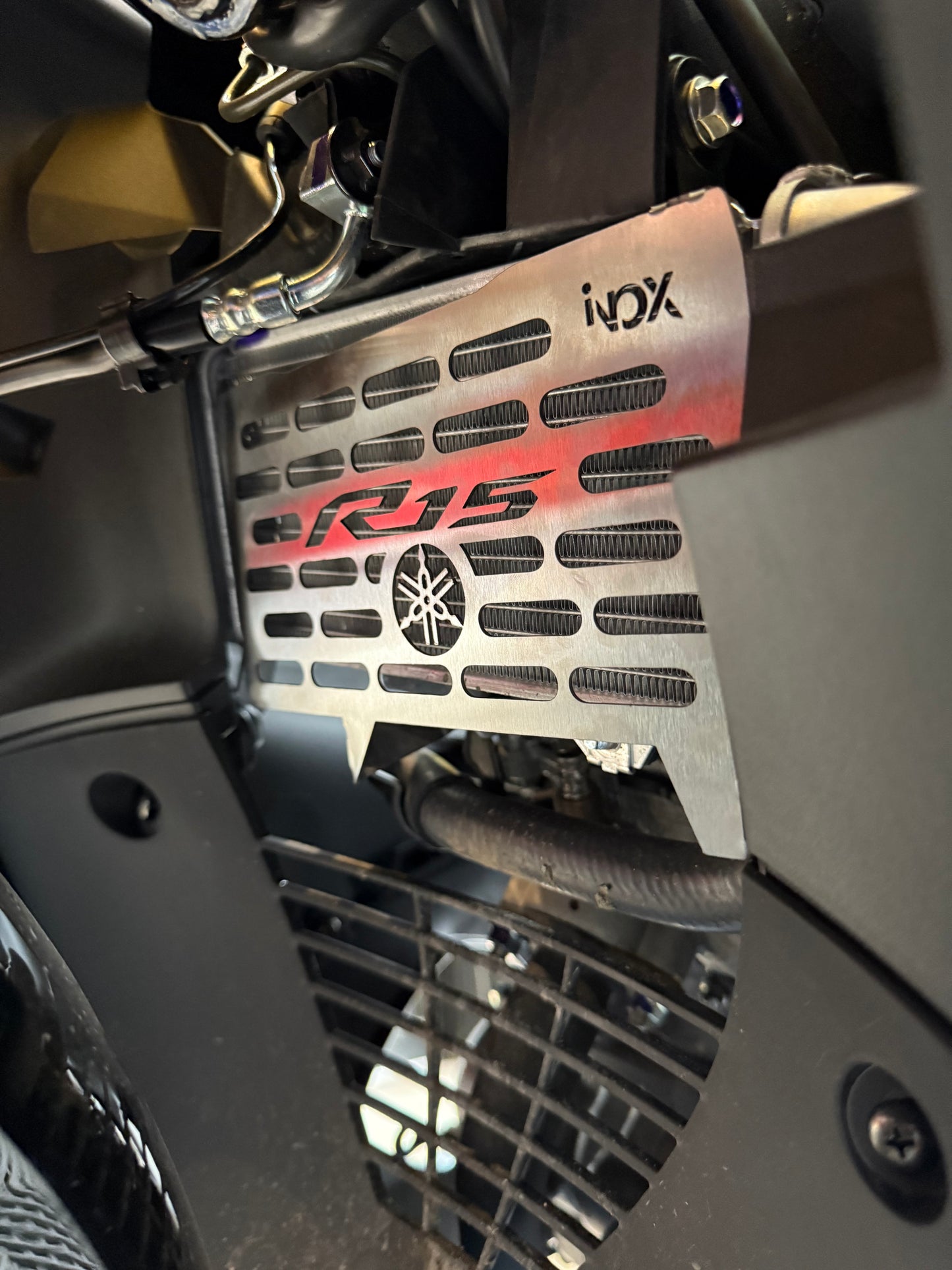 PROTECTOR DE RADIADOR YAMAHA R15V4