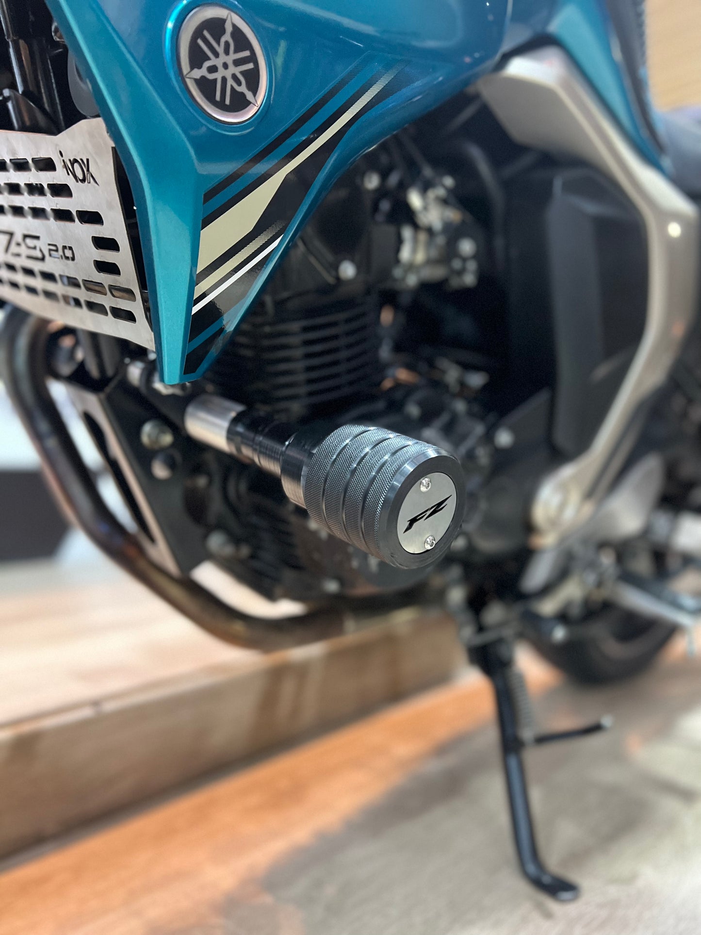 SLIDERS YAMAHA FZ2.0