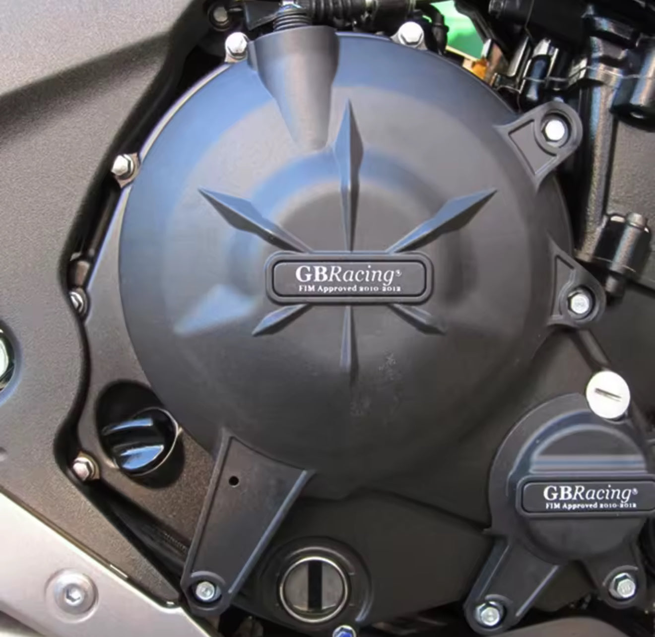 SLIDERS CUBIERTA DE MOTOR KAWASAKI ER6N-ER6F