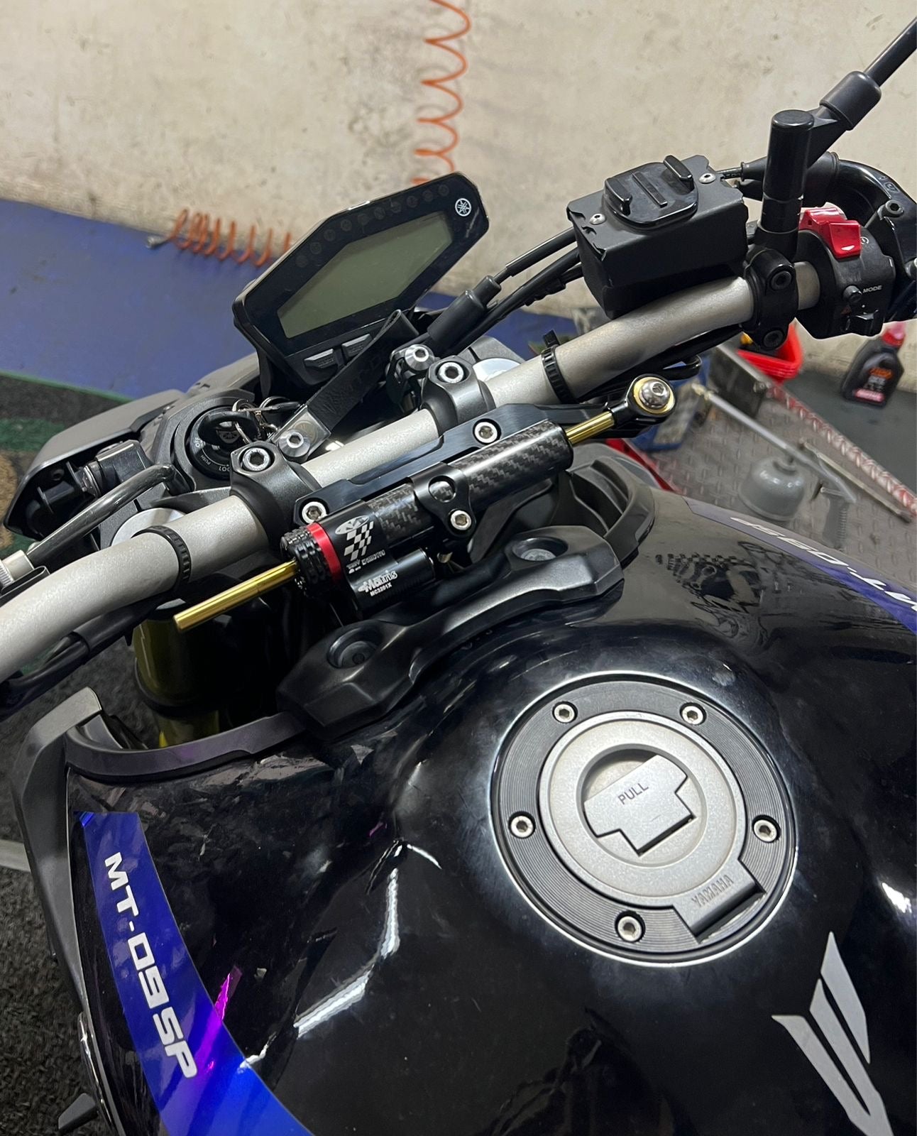 ESTABILIZADOR DE DIRECCION YAMAHA MT09 V1-V2