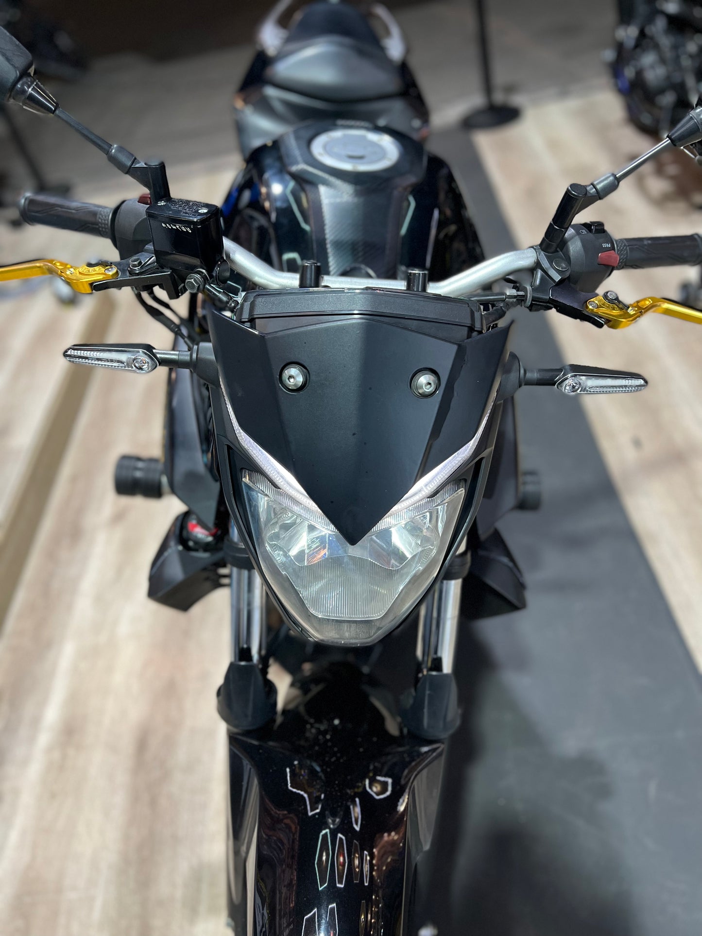 DIRECCIONALES NUEVA GENERACIÓN YAMAHA MT03