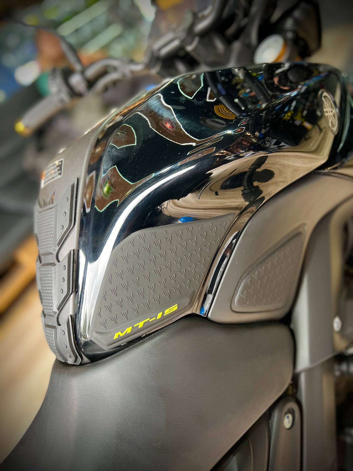 STOMP GRIPS 7D YAMAHA MT15