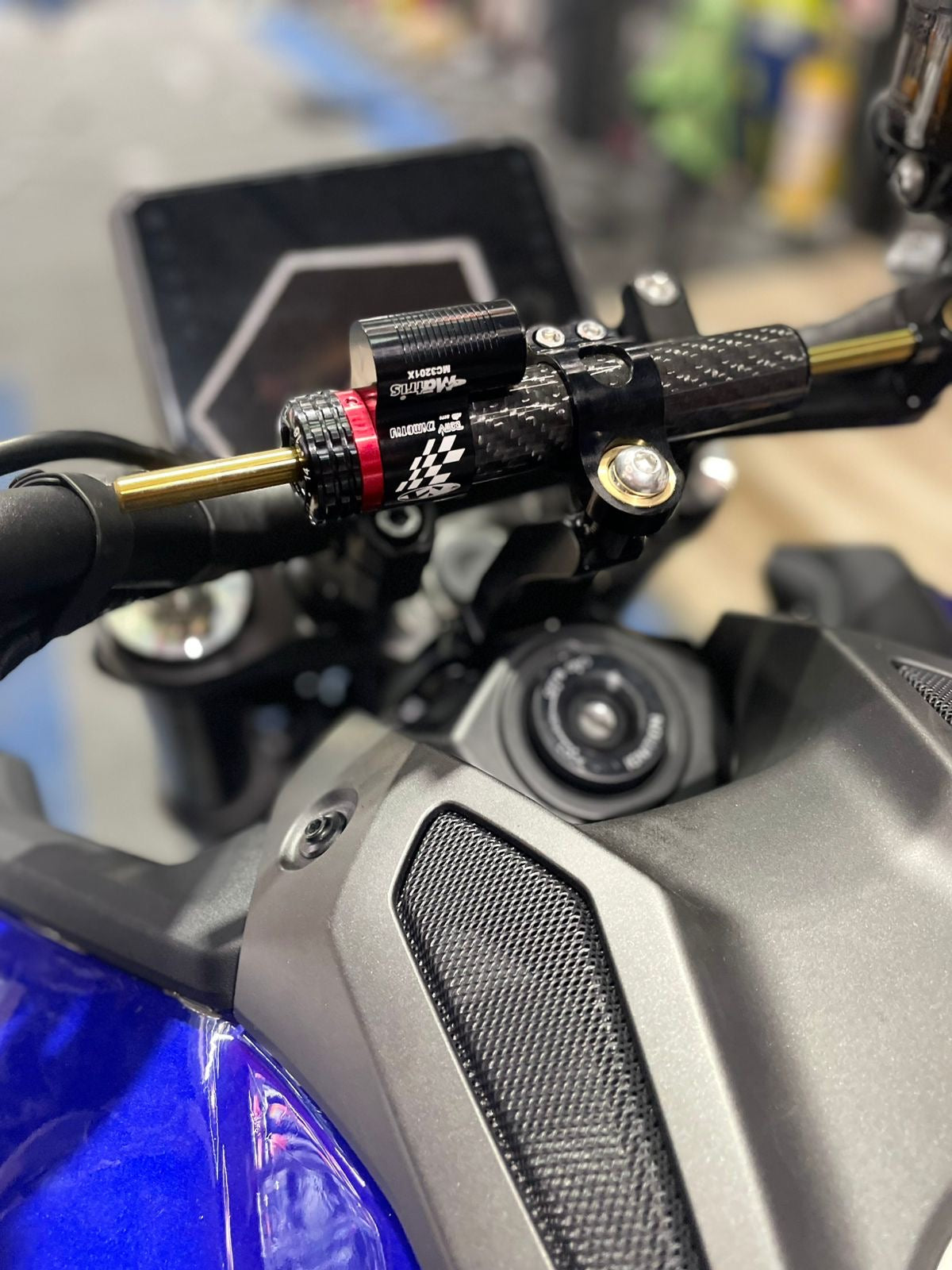 ESTABILIZADOR DE DIRECCION MANUBRIO YAMAHA MT09 V4