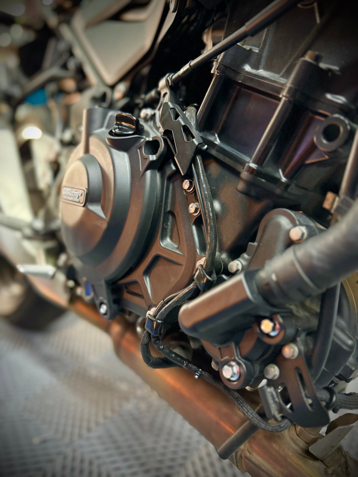 SLIDERS CUBIERTA DE MOTOR KAWASAKI Z400