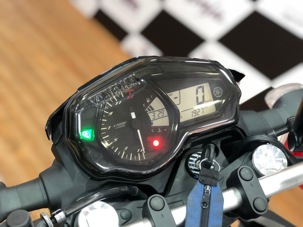 PROTECTOR DE TACOMETRO YAMAHA MT03 V1