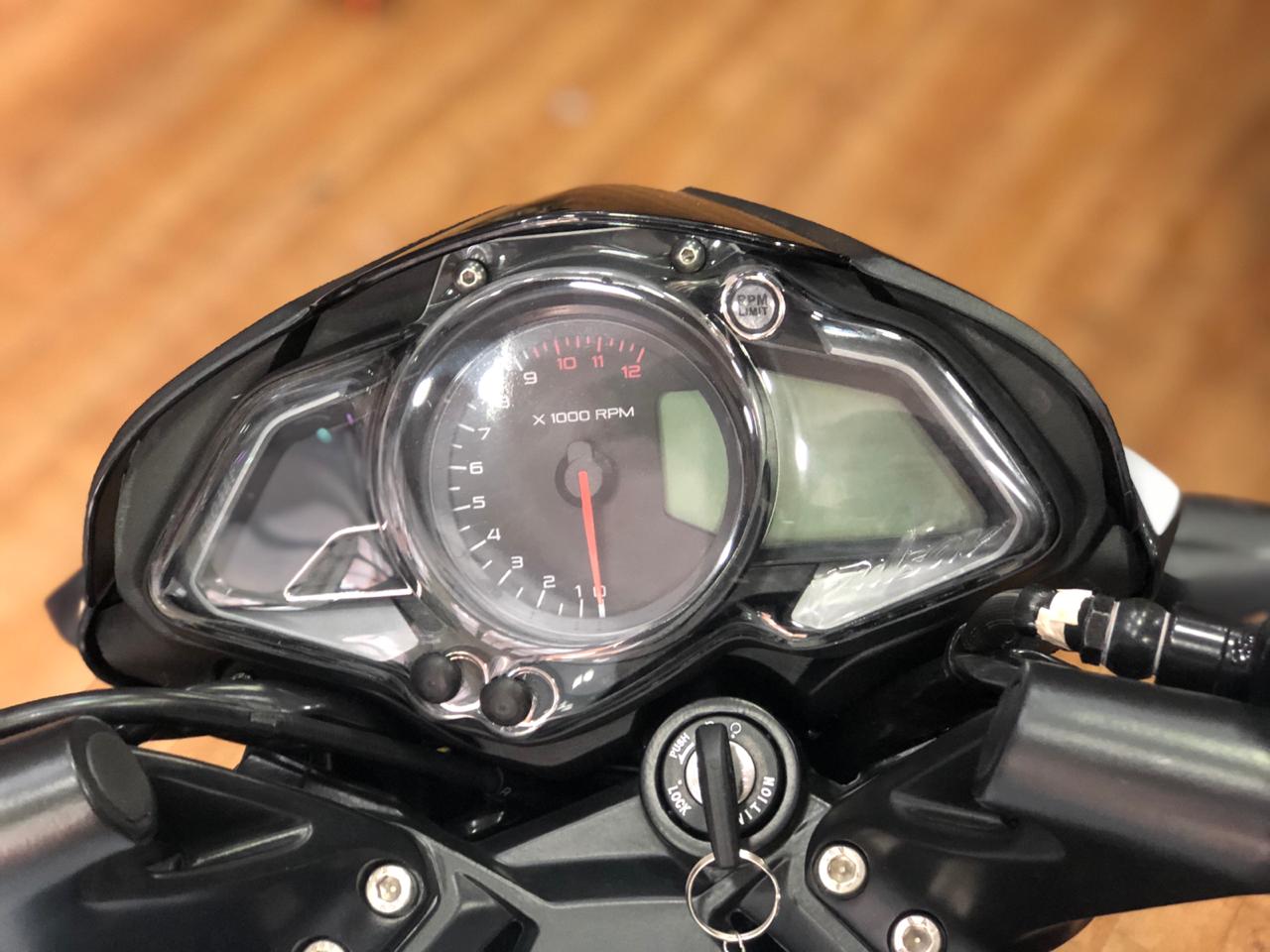 PROTECTOR DE TACOMETRO PULSAR NS 200 - 160