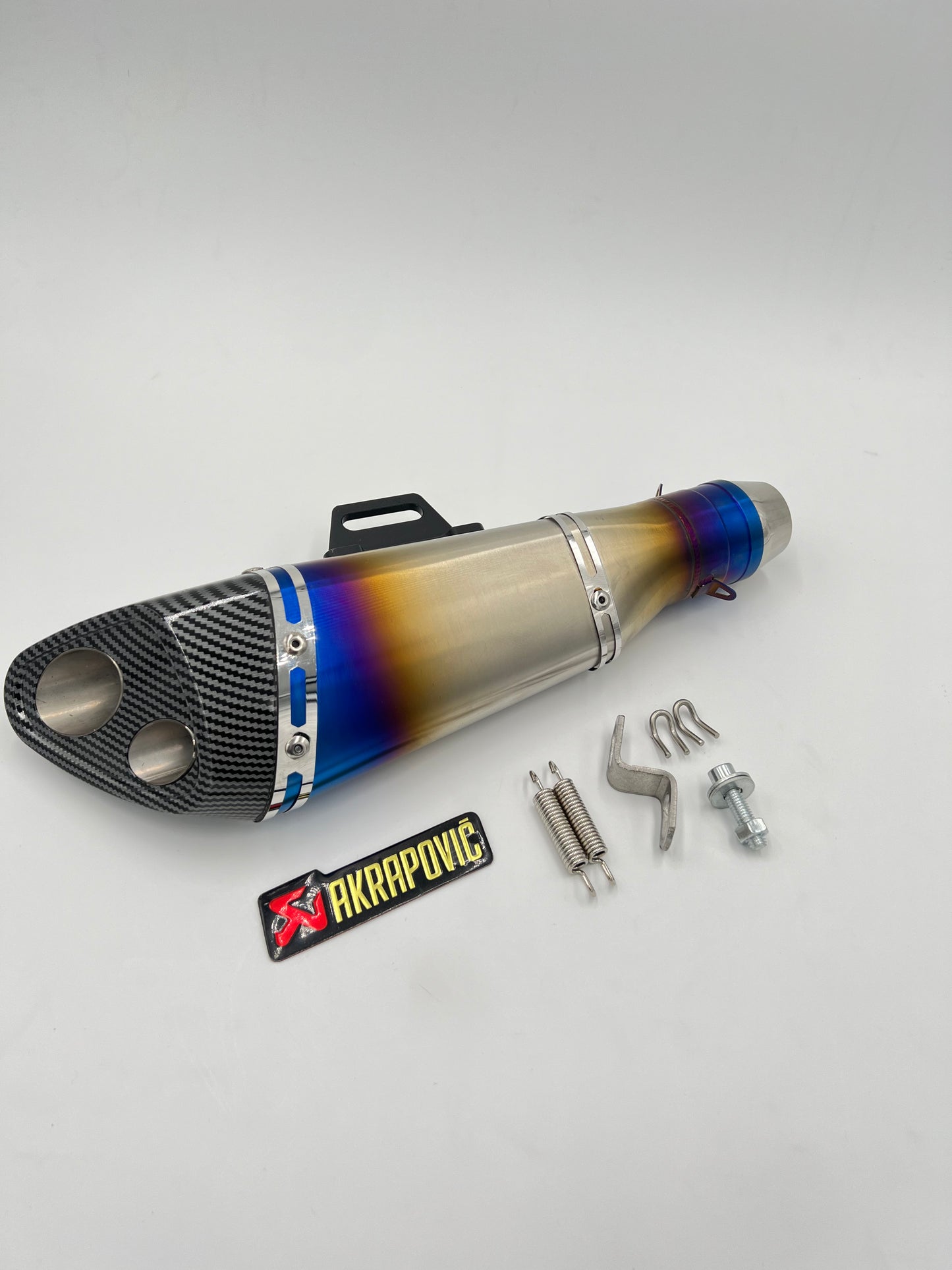EXOSTO AKRAPOVIC DOBLE SALIDA