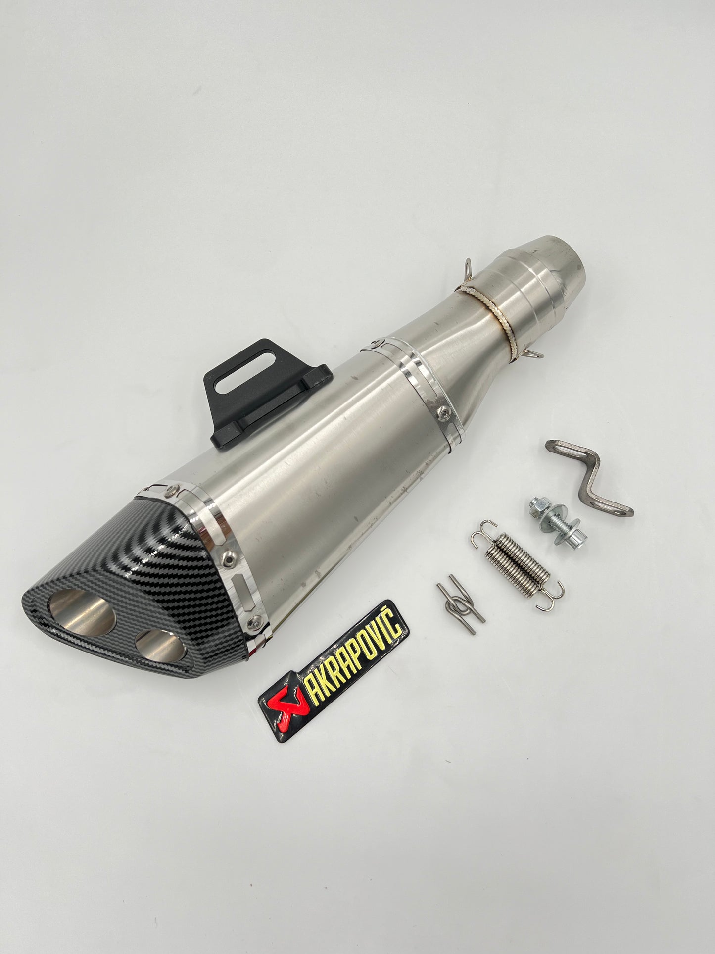 EXOSTO AKRAPOVIC DOBLE SALIDA