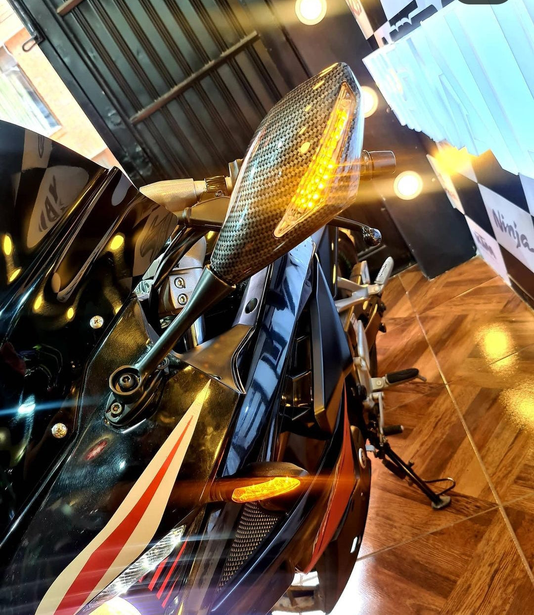 ESPEJOS CON DIRECCIONALES PULSAR RS200