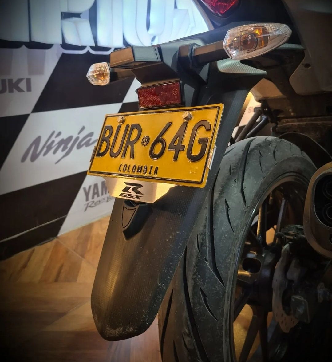 PROTECTOR DE PLACA SUZUKI GSXR 150