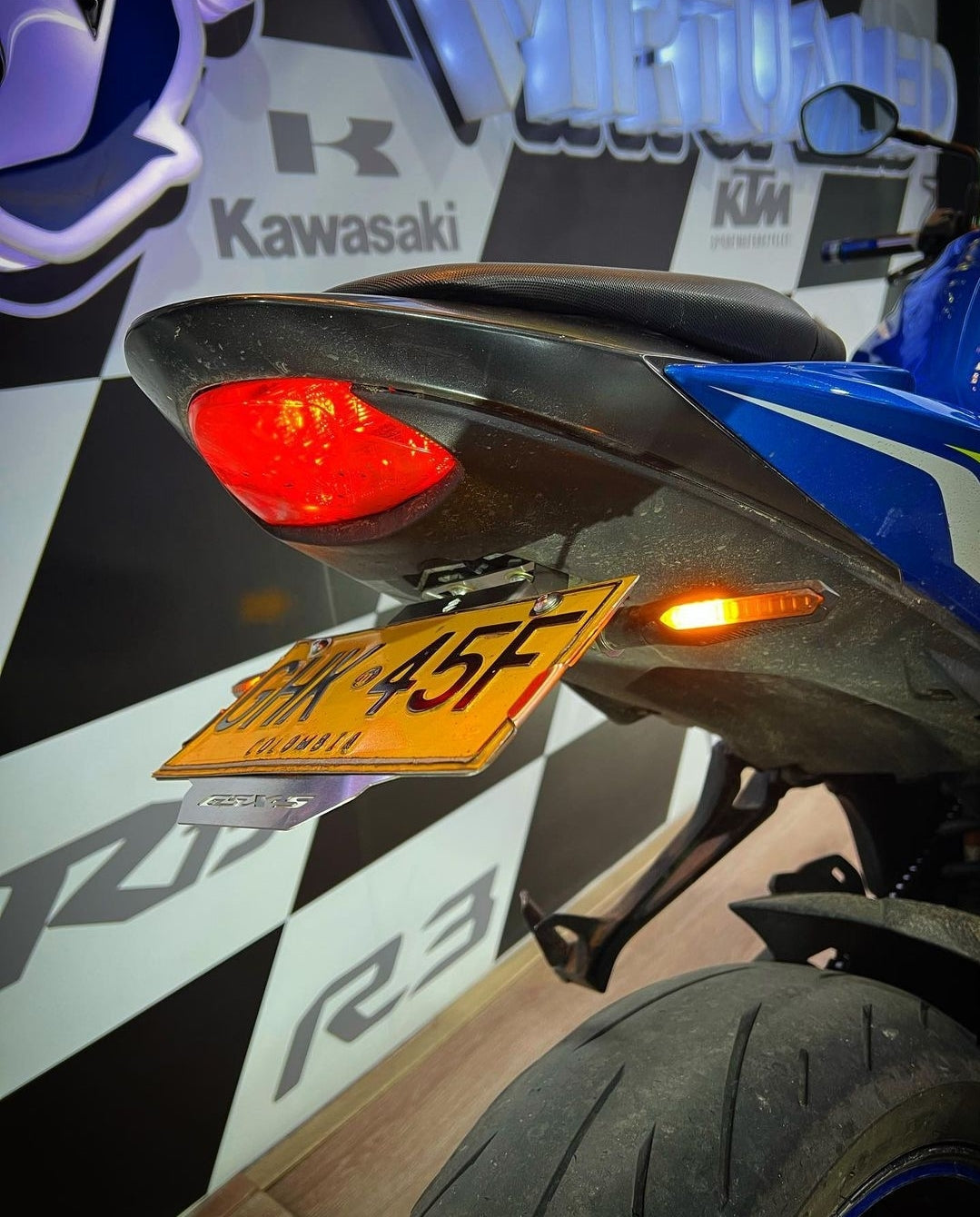 FENDER ELIMINATOR SUZUKI GSXS 750