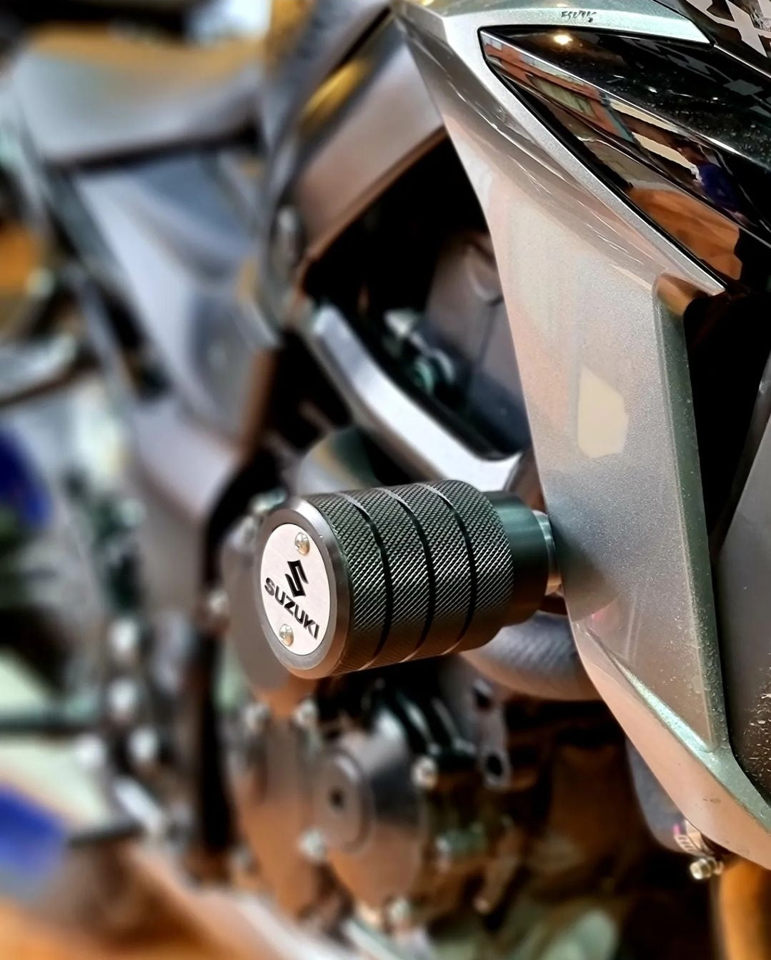 SLIDERS SUZUKI GSXS 750