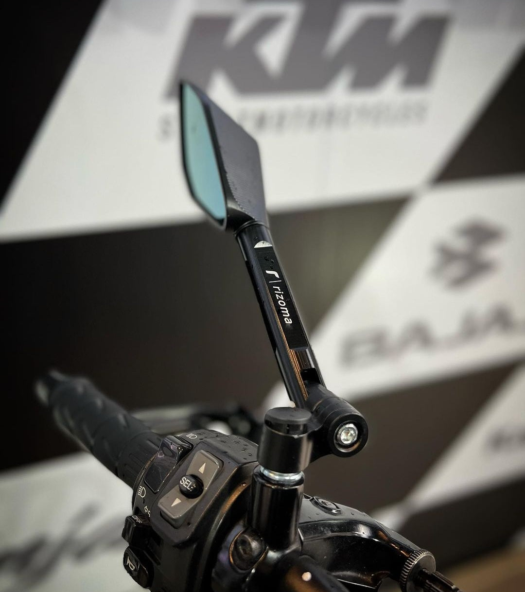 ESPEJOS RIZOMA 5 PUNTAS KAWASAKI Z900